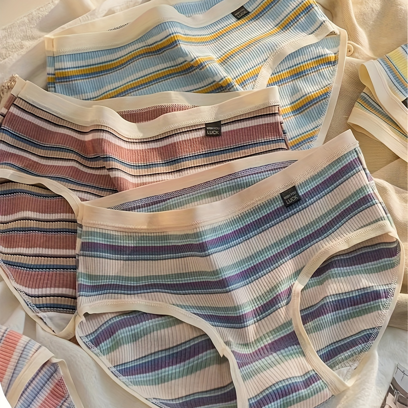 

3pcs Color Block Stripes Label Patched Briefs, Elegant Comfy Breathable Stretchy Intimates Panties, Women's Lingerie & Underwear
