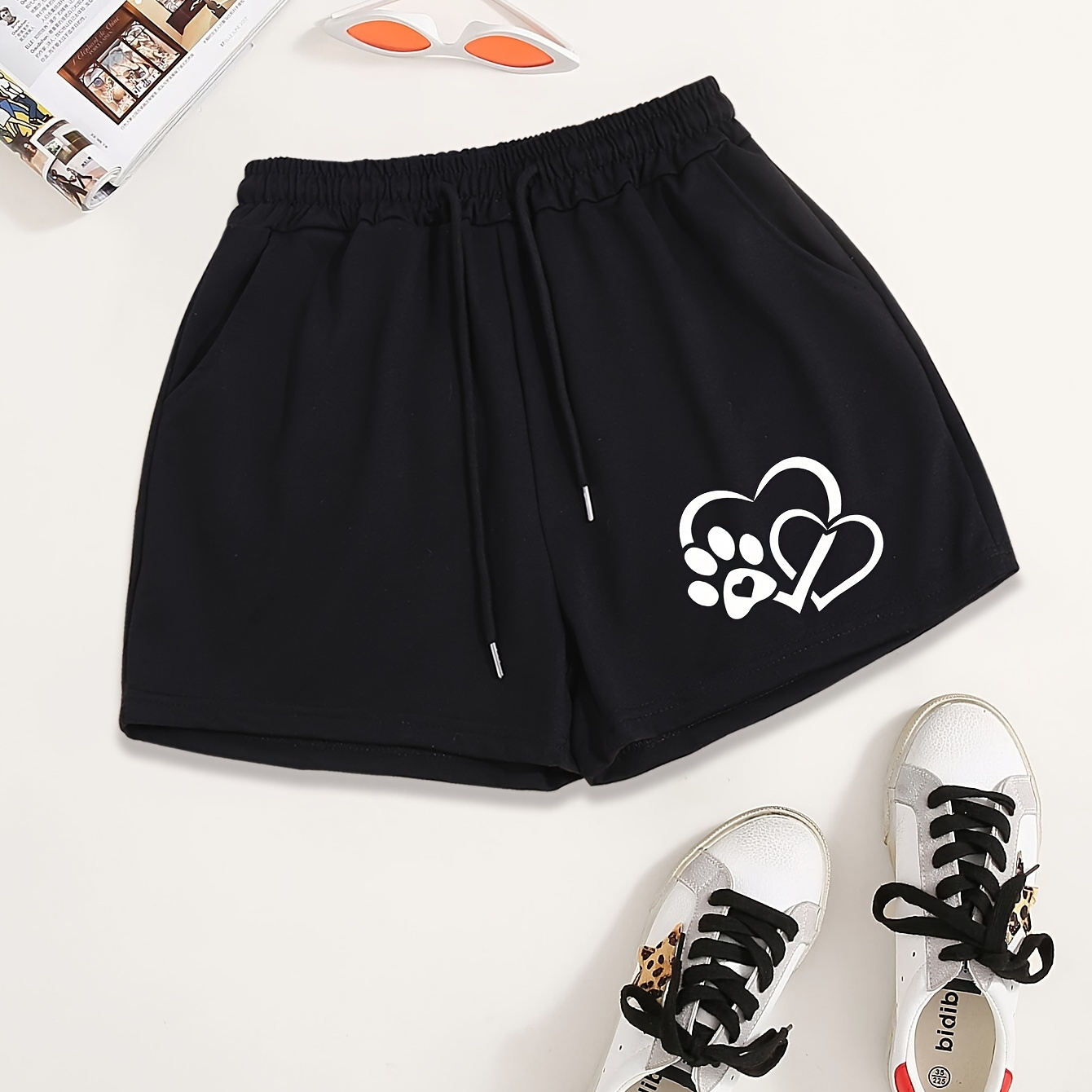 

Paw Heart Print Drawstring Shorts, Casual Dual Pocket Sporty Shorts, Women's Clothing