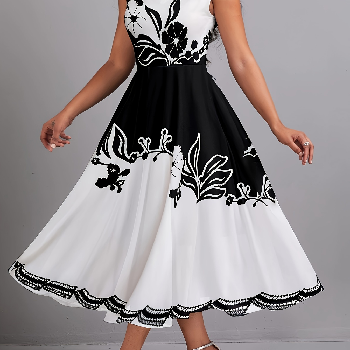 

Plus Size Floral Print Slim Dress, Elegant V Neck Short Sleeve Dress For Spring & Summer, Women's Plus Size Clothing