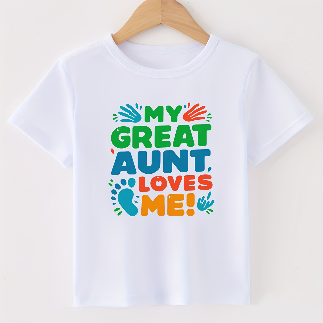 

My Great Aunt Loves Me! Letter Print- Engaging Visuals, Casual Short Sleeve T-shirts For Boys - Cool, Lightweight And Comfy Summer Clothes!