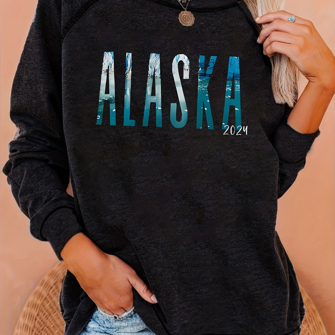 

Alaska Print Pullover Sweatshirt, Casual Raglan Long Sleeve Crew Neck Sweatshirt For Fall & Winter, Women's Clothing