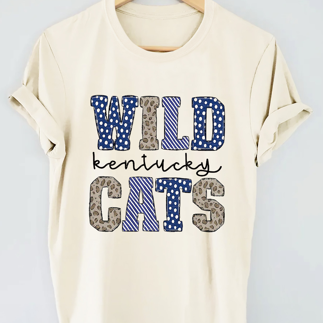 

Wild Cats Letter Print T-shirt, Short Sleeve Crew Neck Casual Top For Summer & Spring, Women's Clothing