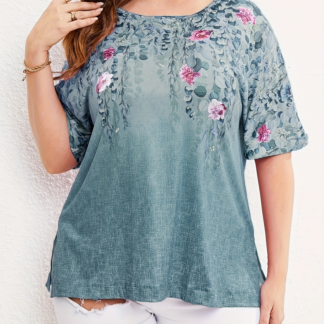 

Plus Size Casual T-shirt, Women's Plus Floral Print Round Neck Short Sleeve T-shirt