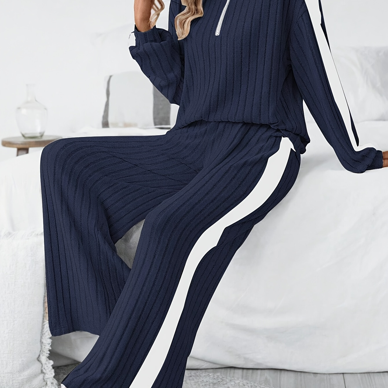 

1 Set Women's Striped , Polyester And Pants, All- Loungewear Outfit