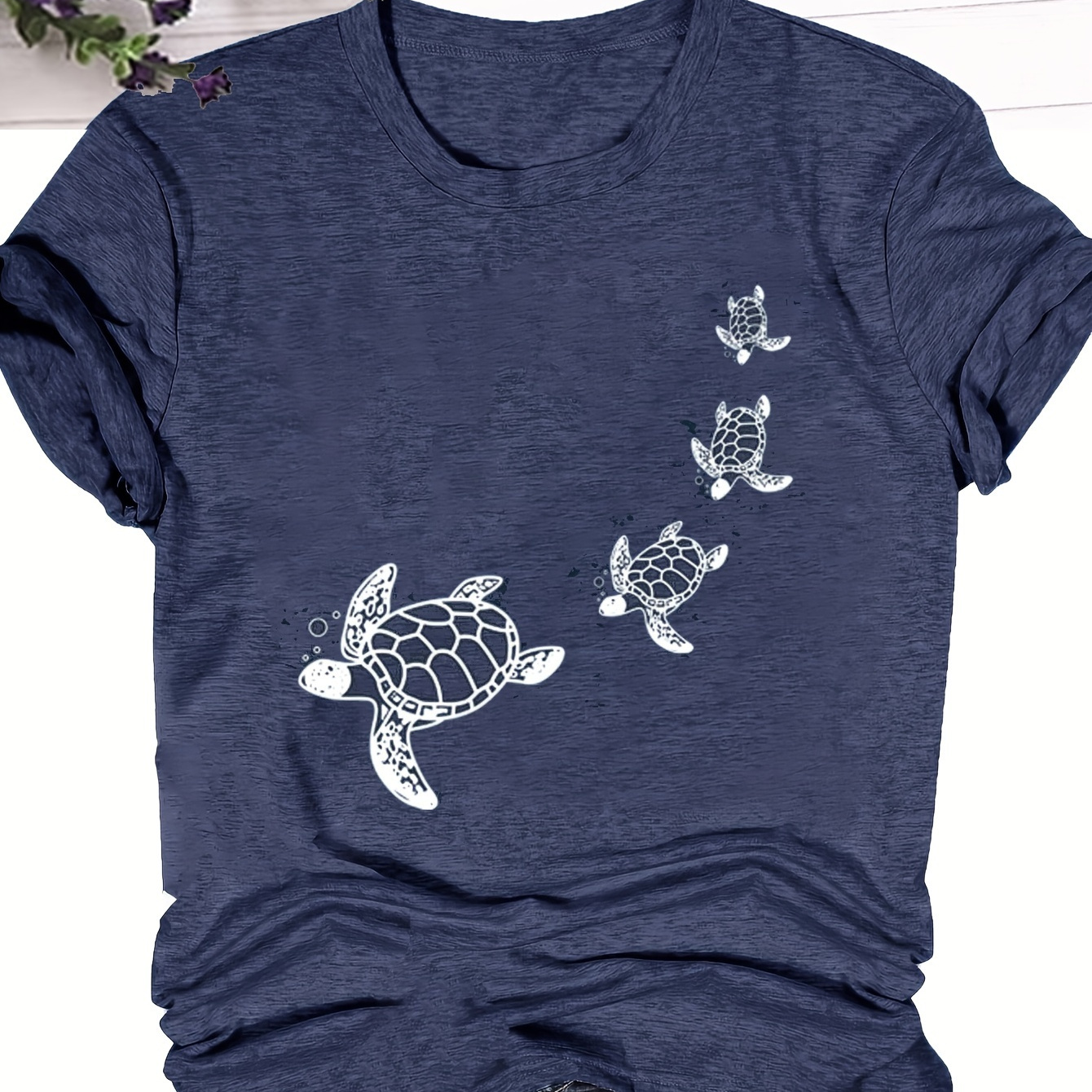 

Turtle Print Short Sleeve T-shirt, Casual Crew Neck Top For Spring & Summer, Women's Clothing