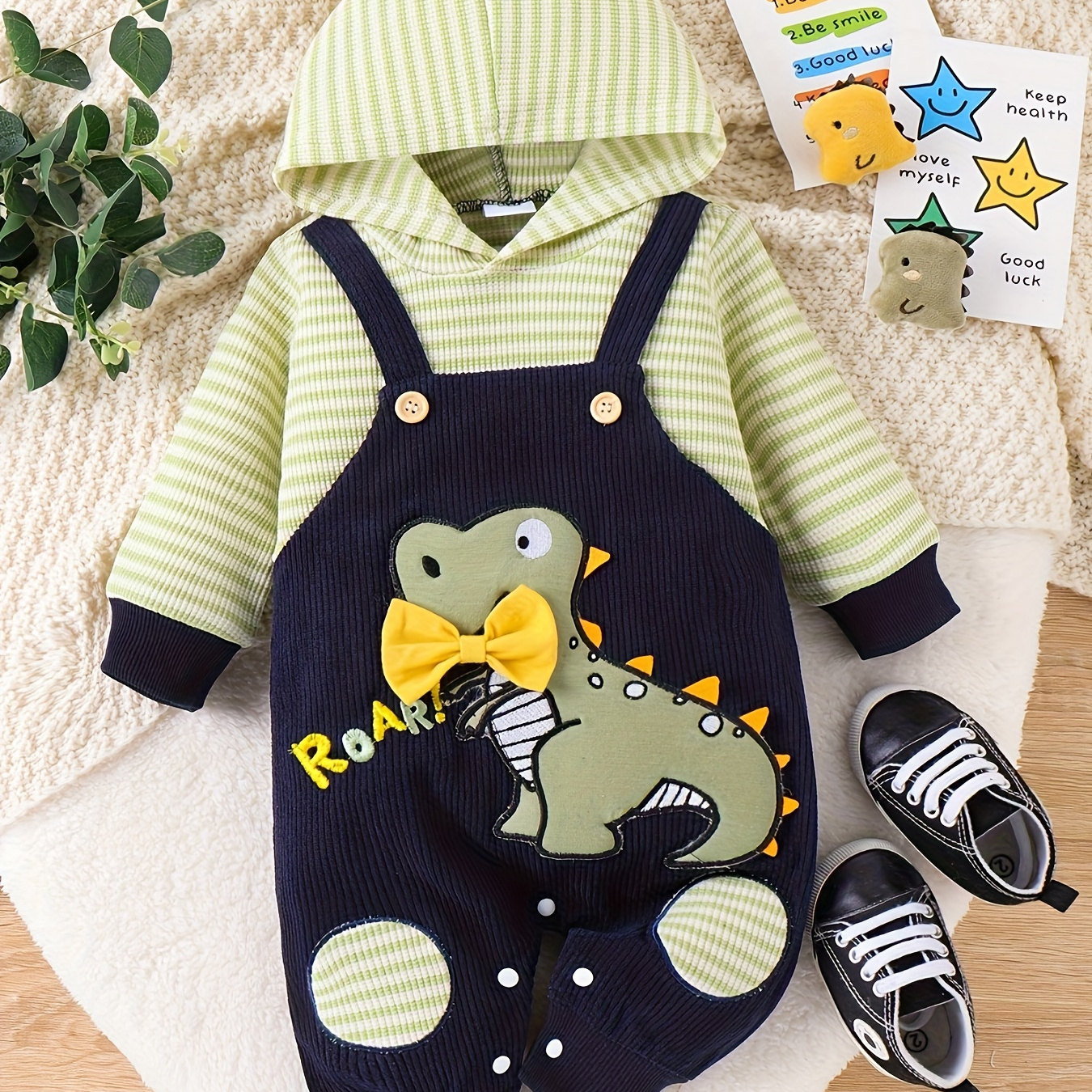 

Baby Boys Cute Long Sleeve Cartoon Graphic Hooded Bodysuit 0 Months -18 Months For Winter/fall