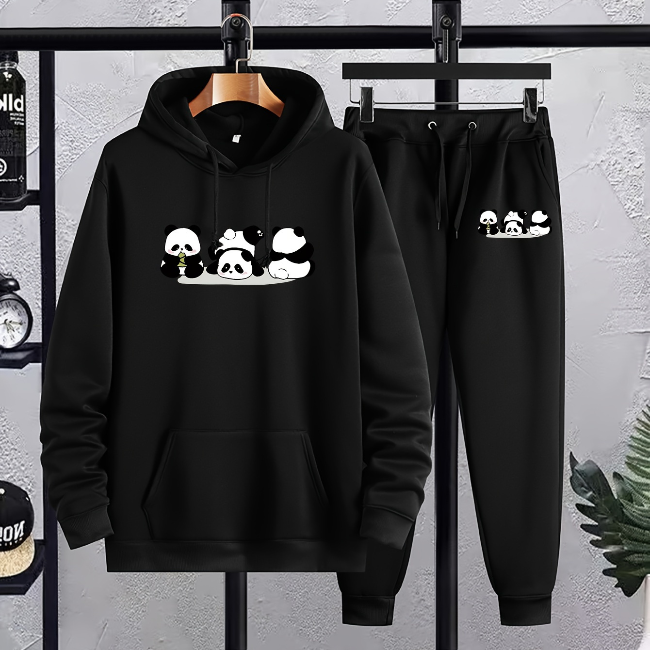 

Pandas Print Men's 2pcs Outfits Casual Crew Neck Long Sleeve Hooded Sweatshirt With Kangaroo Pocket & Drawstring Sweatpants Joggers Set For Winter Fall Men's Clothing