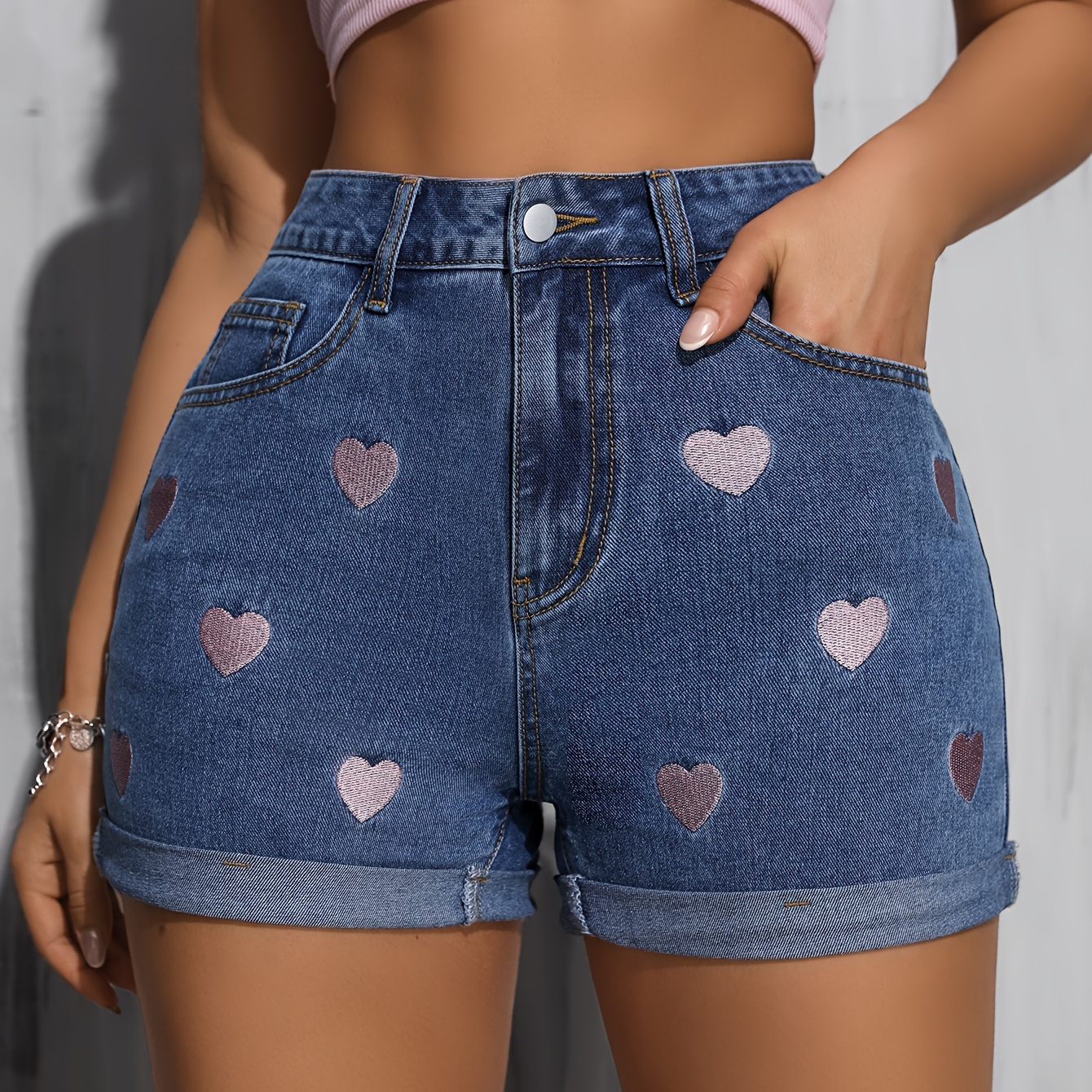 

Women's Casual Denim Shorts, High Waist Embroidered Hearts Rolled Hem, Washed Blue Jean Shorts