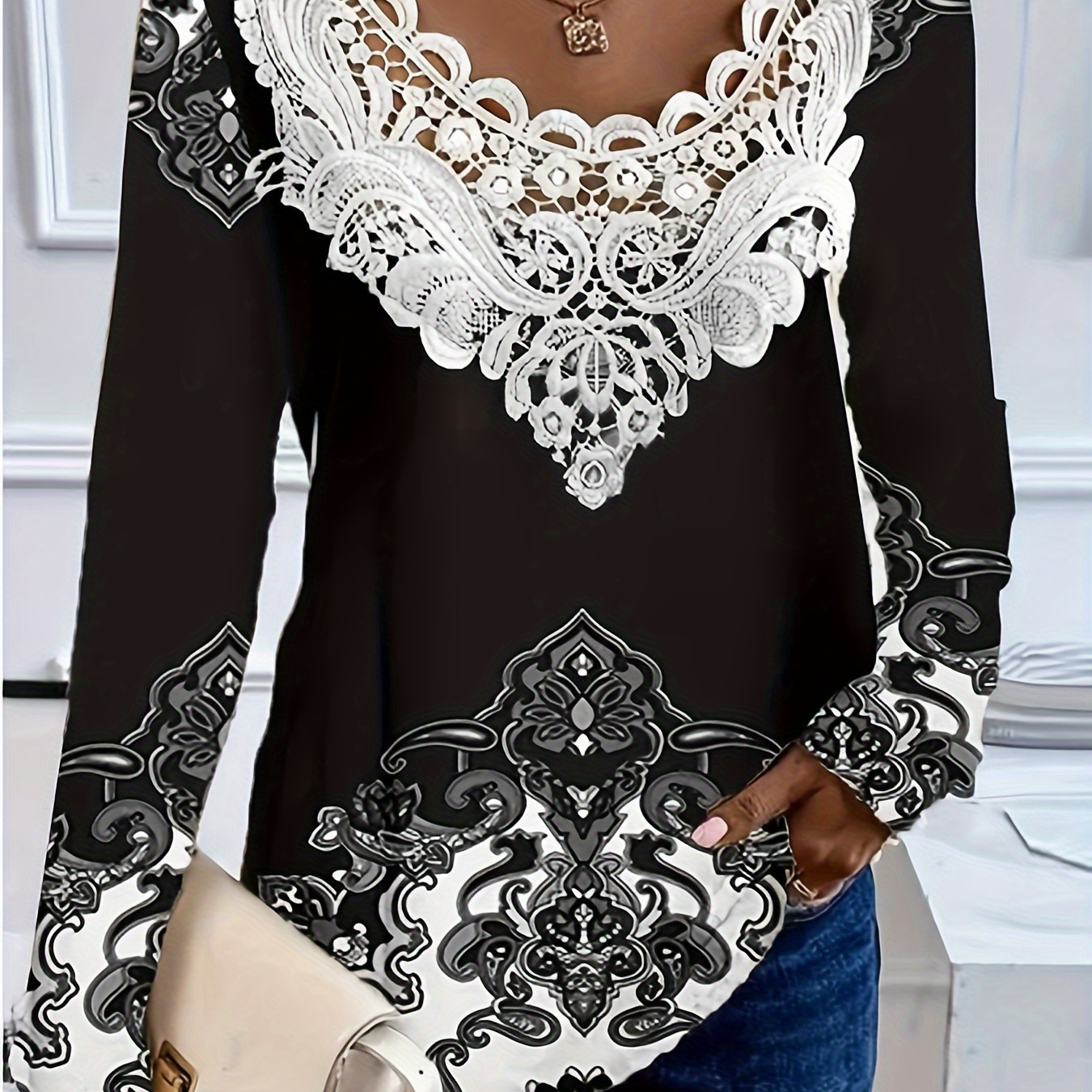 

Targeted Hot-selling Women's Exaggerated Lace Long-sleeve T-shirt