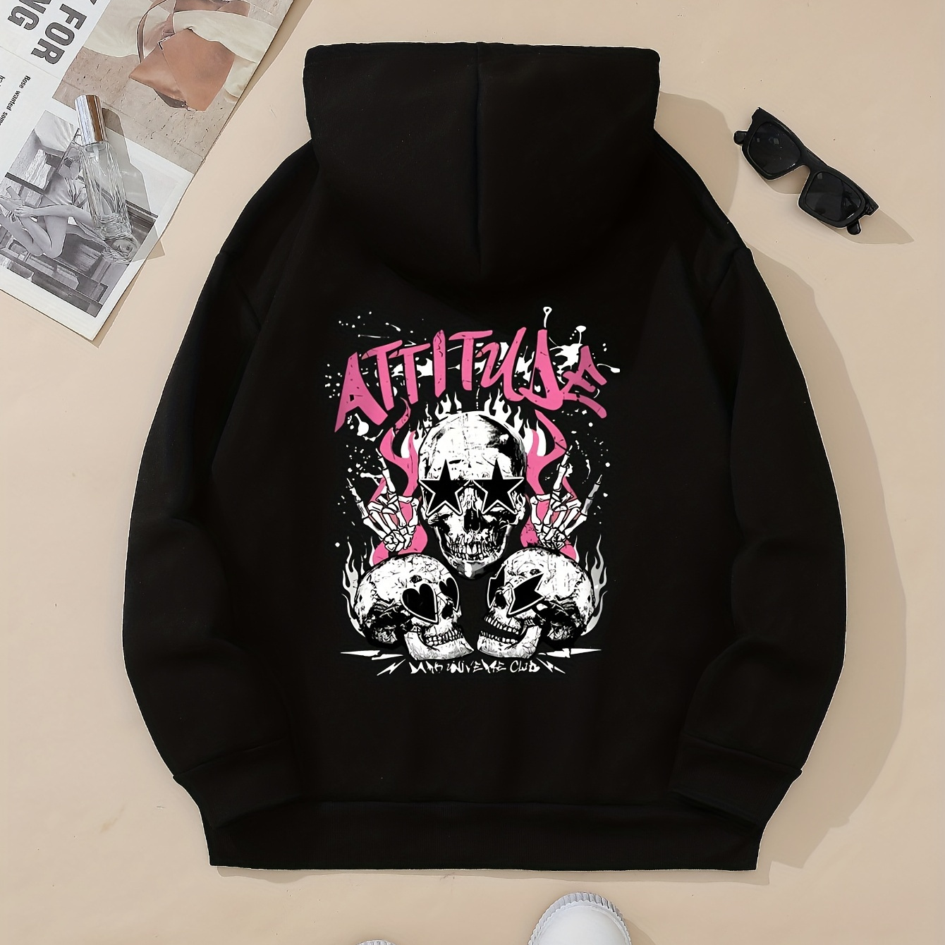

Plus Size Halloween Casual Sweatshirt, Women's Plus Skull & Art Letter Print Long Sleeve Drawstring Hooded Sweatshirt With Pockets