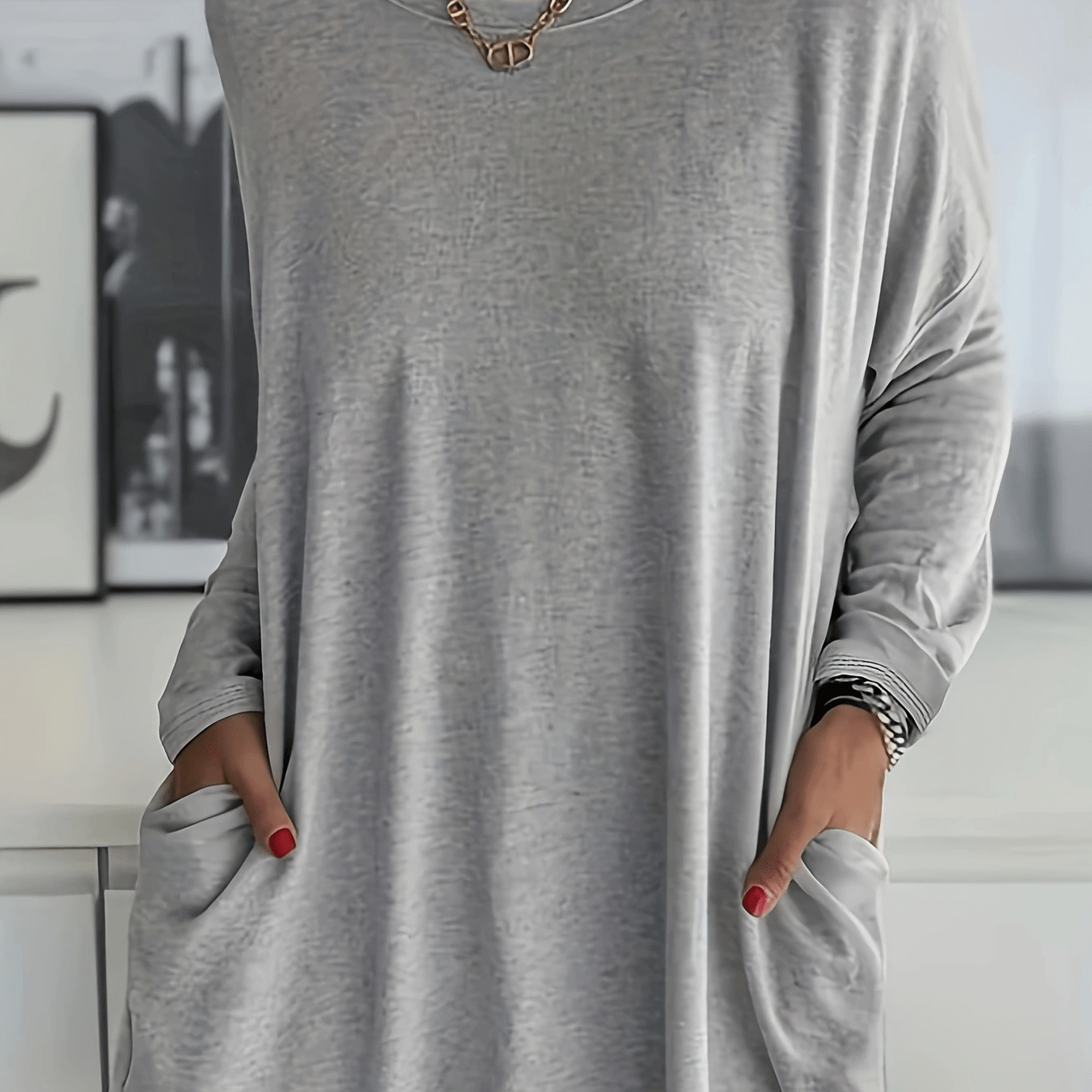 

Plus Size Casual Top, Women's Plus Solid Drop Shoulder Long Sleeve Round Neck Tunic Top With Pockets