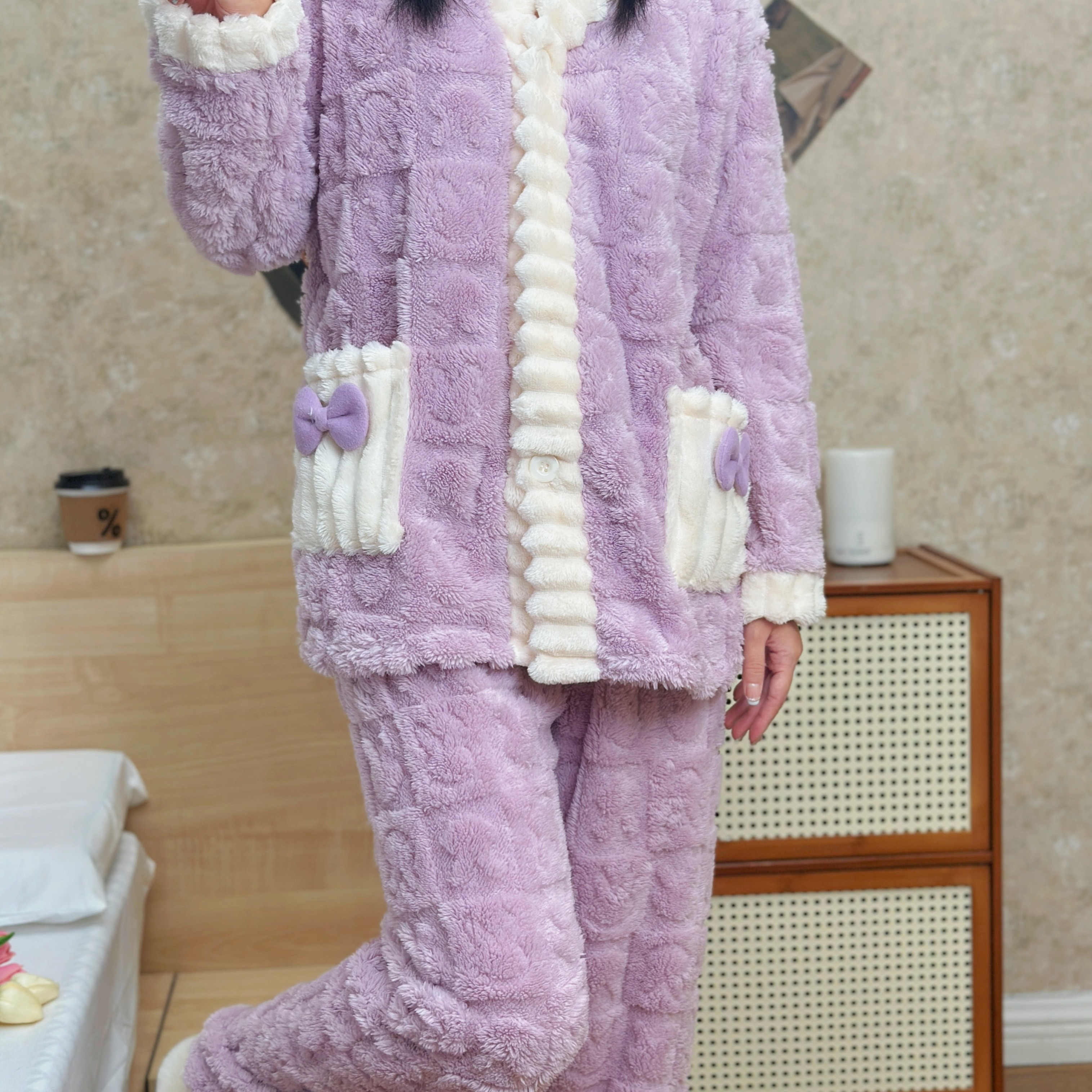 

1 Set Women's Cute Jacquard Rabbit Pattern Pajama Set, V-neck Polyester 100% Knit Fabric With Bow Detail, Cozy Thickened Fleece Lining, Fall/winter Sleepwear