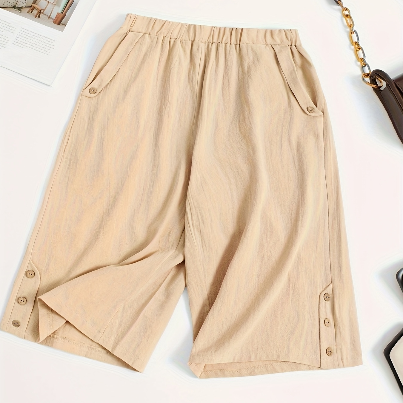 

Loose Waist Shorts