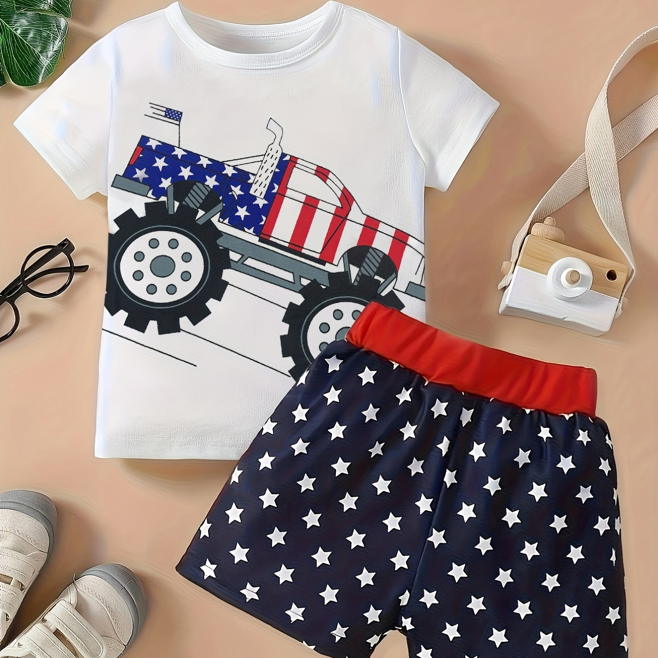 

2pcs Toddler Boys Cartoon Truck Graphic T-shirts Tops & Pentagram Graphic Elastic Waist Shorts Casual Set For Independence Day Kids Summer Clothes