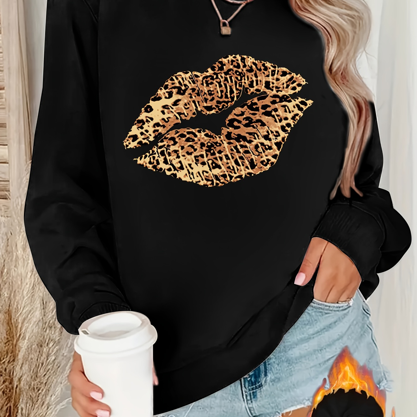 

Leopard Lip Print Sweatshirt, Crew Neck Casual Sweatshirt For Winter & Fall, Women's Clothing