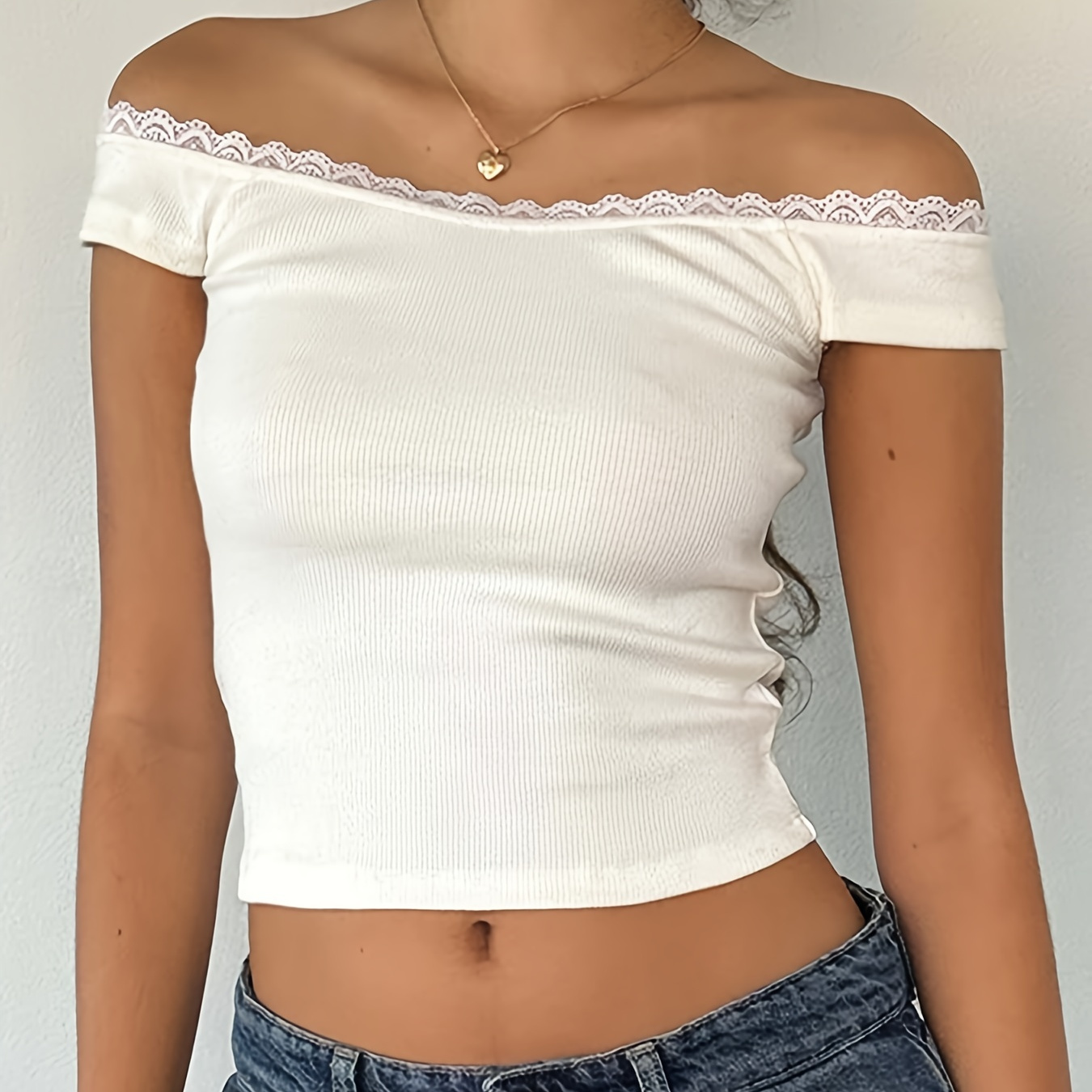 

Off Shoulder Crop Slim T-shirt, Y2k Contrast Lace Short Sleeve T-shirt For Spring & Summer, Women's Clothing