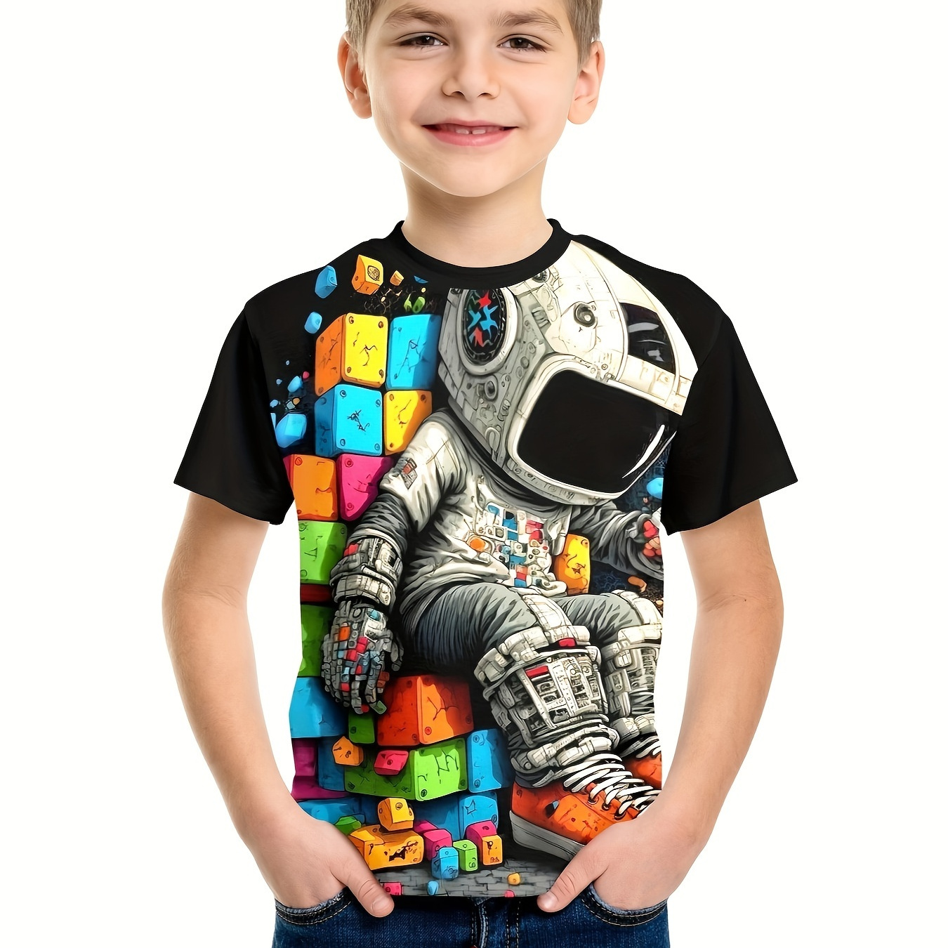 

T-shirt Mignon Imprimé Carré Coloré Et Astronaute Pour Garçon, Haut Décontracté À Manches Courtes Et Col Rond Pour Enfants, Vêtements Quotidiens D'été