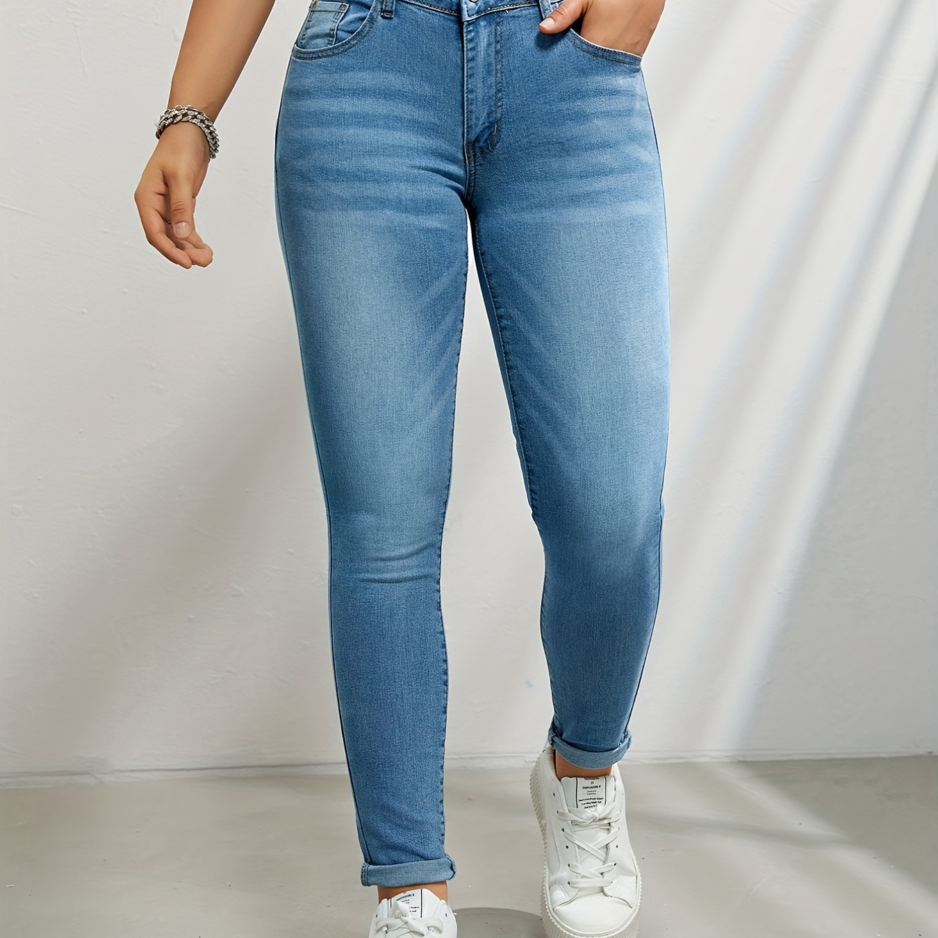 Light Wash Blue High Strech Jeans, Zipper Button Closure Skinny Denim Pants, Versatile Pants For Every Day, Women's Denim Jeans & Clothing