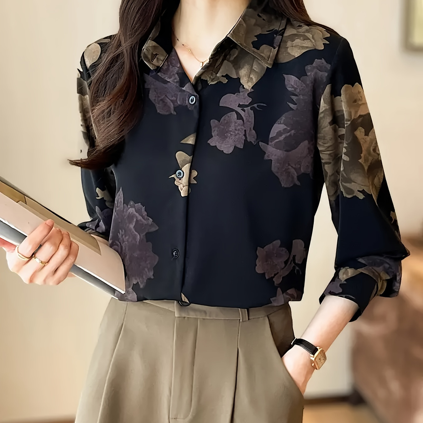 

Blouse en Polyester à Imprimé Floral Vintage, Manches Longues et Coupe avec Col à et Détails de Boutons pour Femme - Chemise Tissée pour Printemps/Automne, Blouse à Imprimé Floral