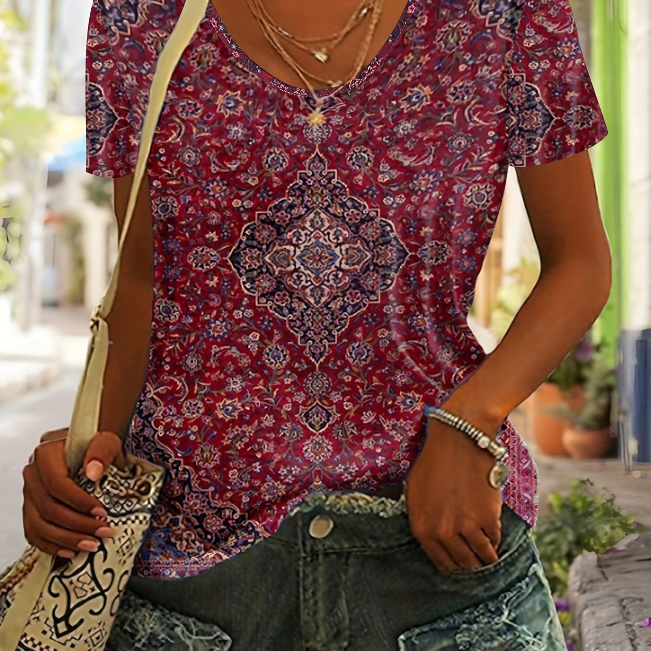 

Ethnic Floral Print V Neck T-shirt, Short Sleeve Casual Top For Spring & Summer, Women's Clothing