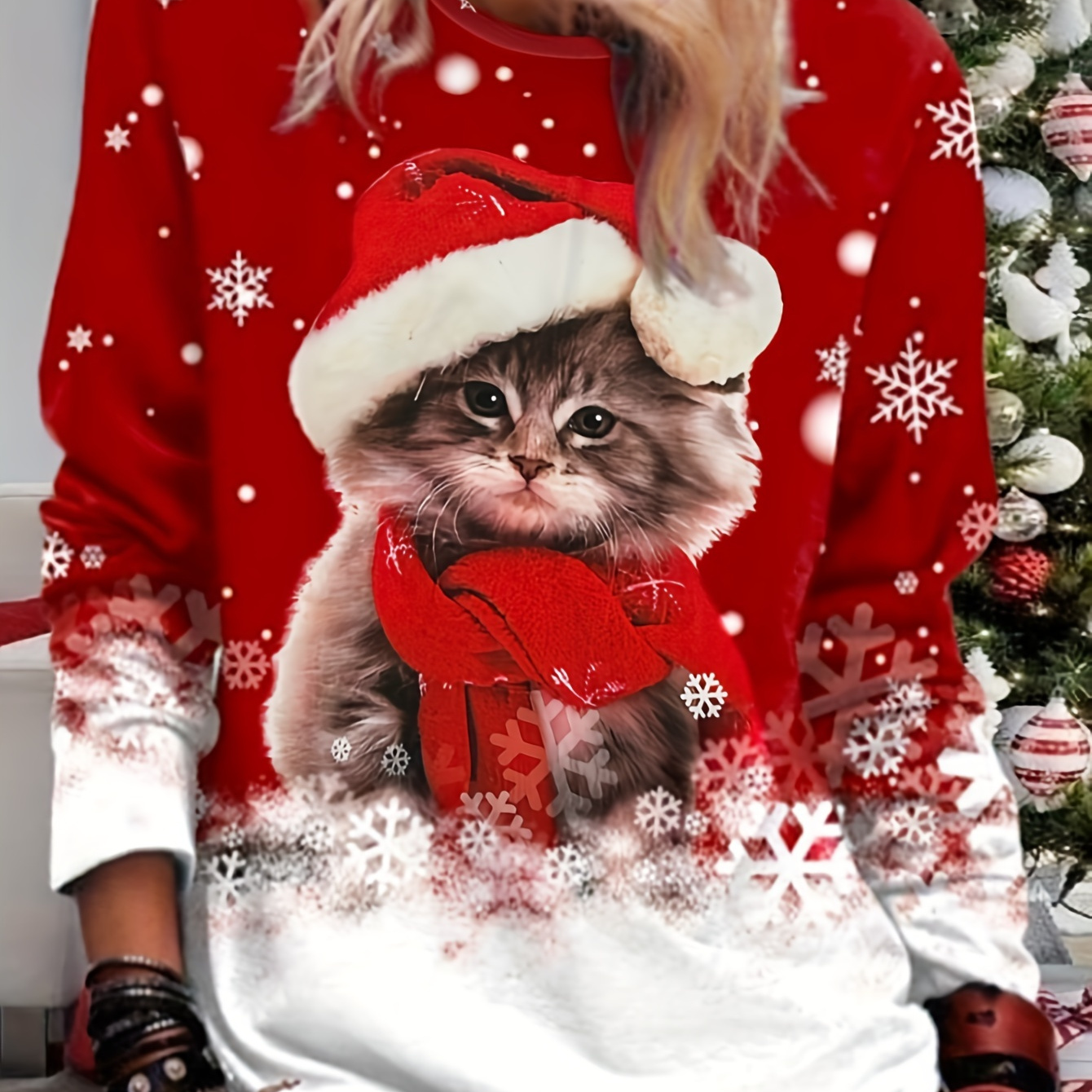 

Christmas Kitten Sweatshirt For Women - Festive Holiday Cat Print, Polyester Knit Fabric, Round Neck, Casual Vacation Style, Autumn/winter Collection