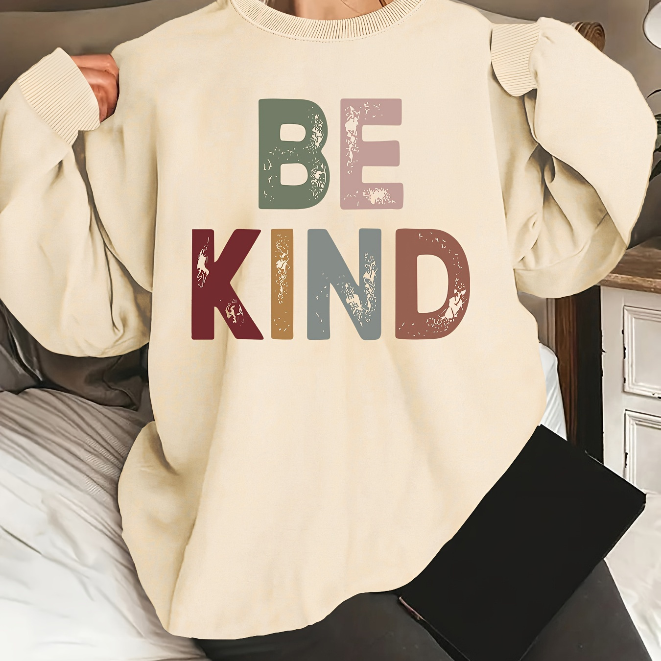 

Be Kind Letter Print Sweatshirt, Casual Crew Neck Long Sleeve Sweatshirt, Women's Clothing