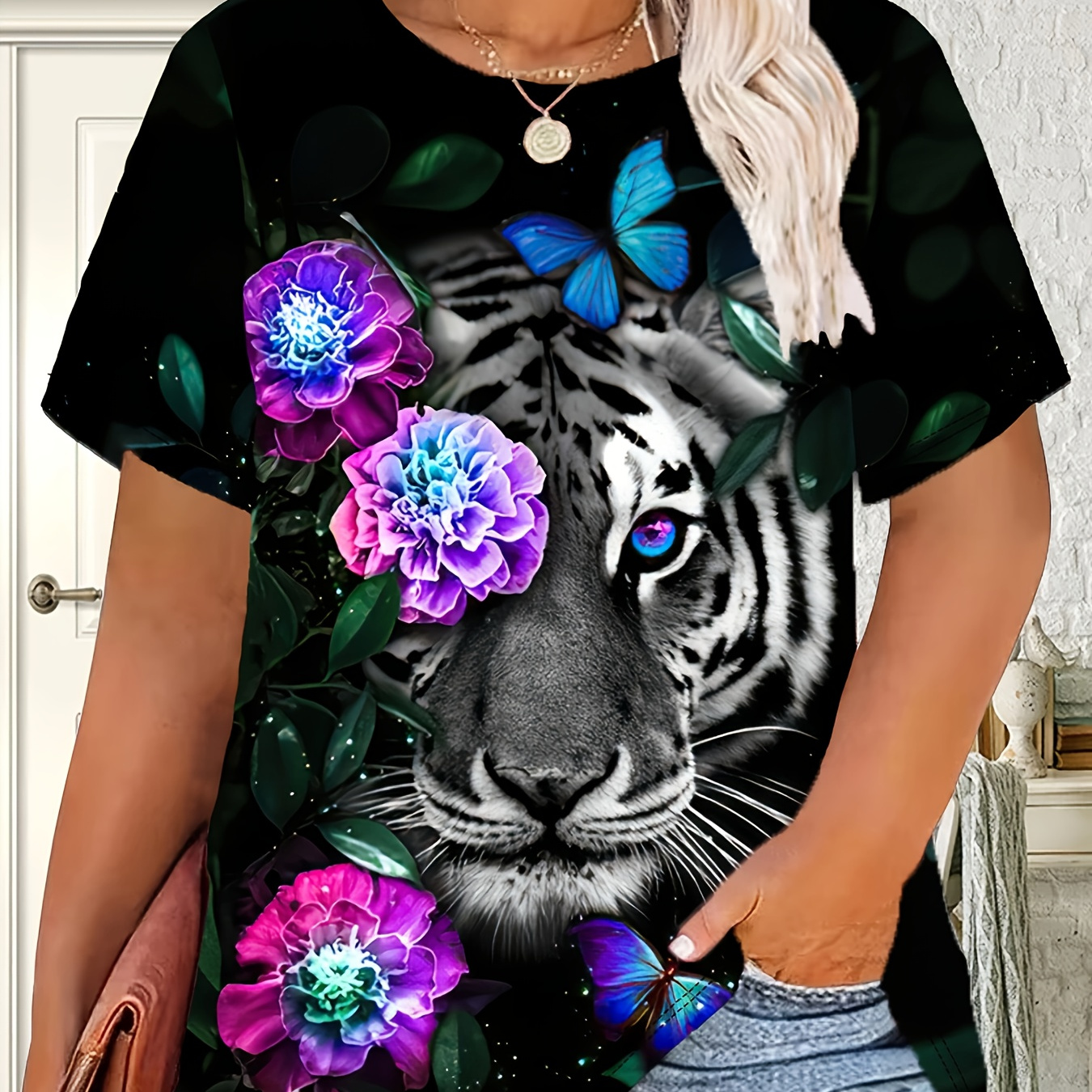 

Europe And The United States Summer Fashion Casual Plus-size Women's 3d Printed Pattern Flower Tiger Pattern Plus-size Women's Round Neck Short-sleeved T-shirt Clothing