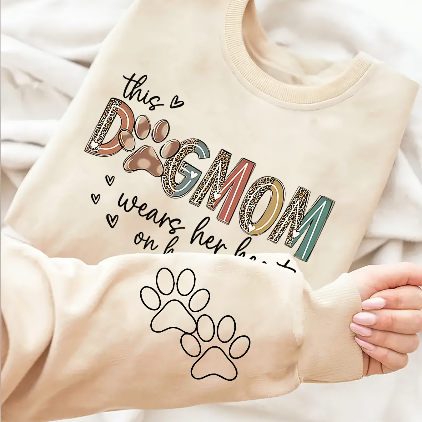 

Plus Size Dog Mom Print Pullover Sweatshirt, Casual Long Sleeve Crew Neck Sweatshirt For Fall & Spring, Women's Plus Size Clothing