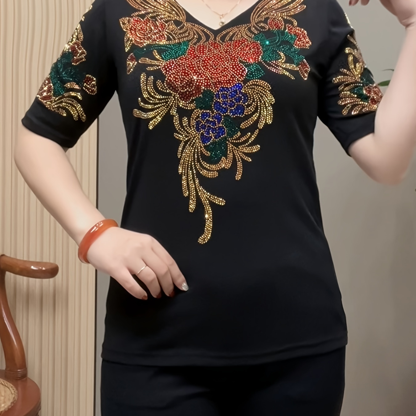 

Plant Rhinestone V Neck T-shirt, Casual Short Sleeve Slim T-shirt For , Women's Clothing