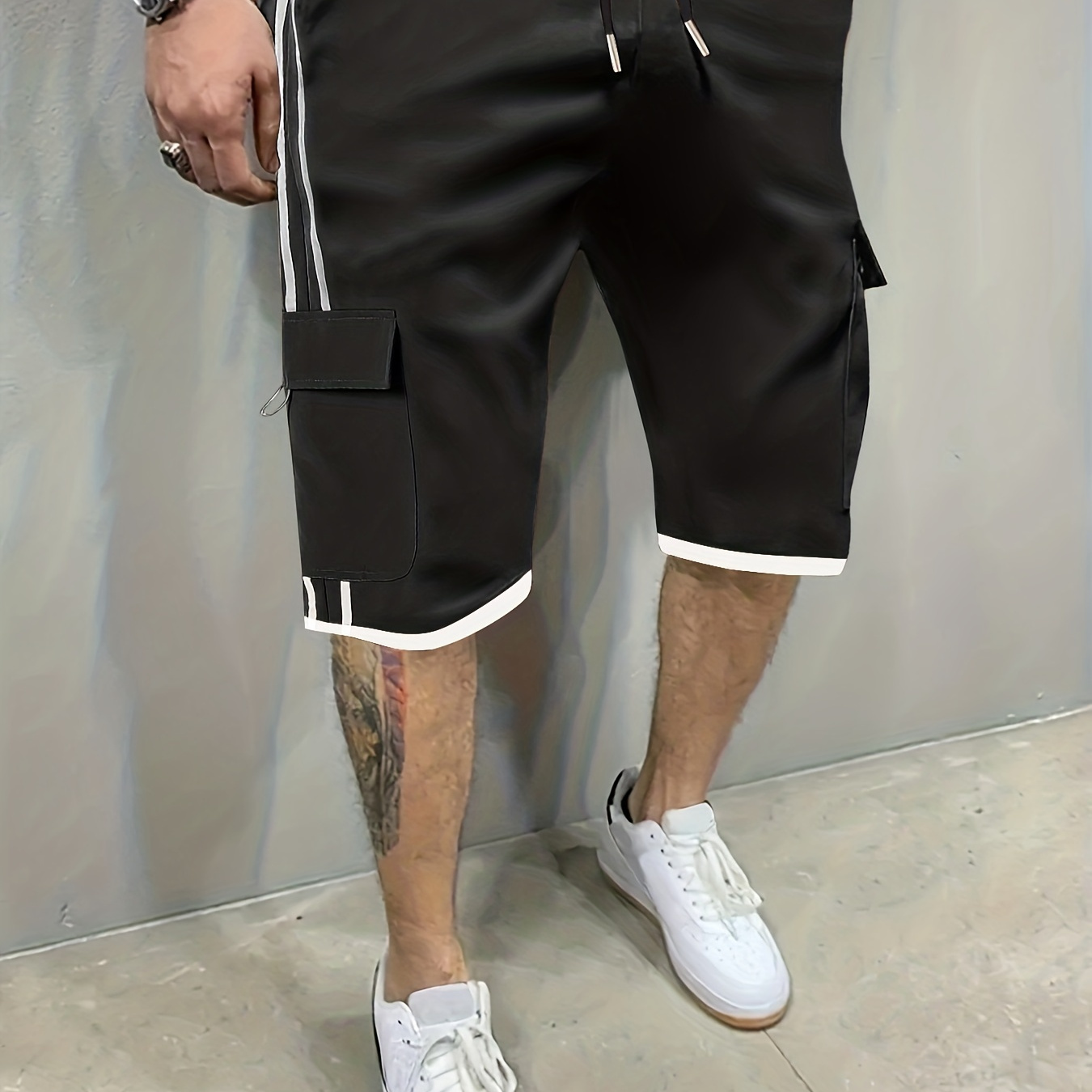 

Plus Size Men's Drawstring Flap Pocket Contrast Tape Cargo Shorts