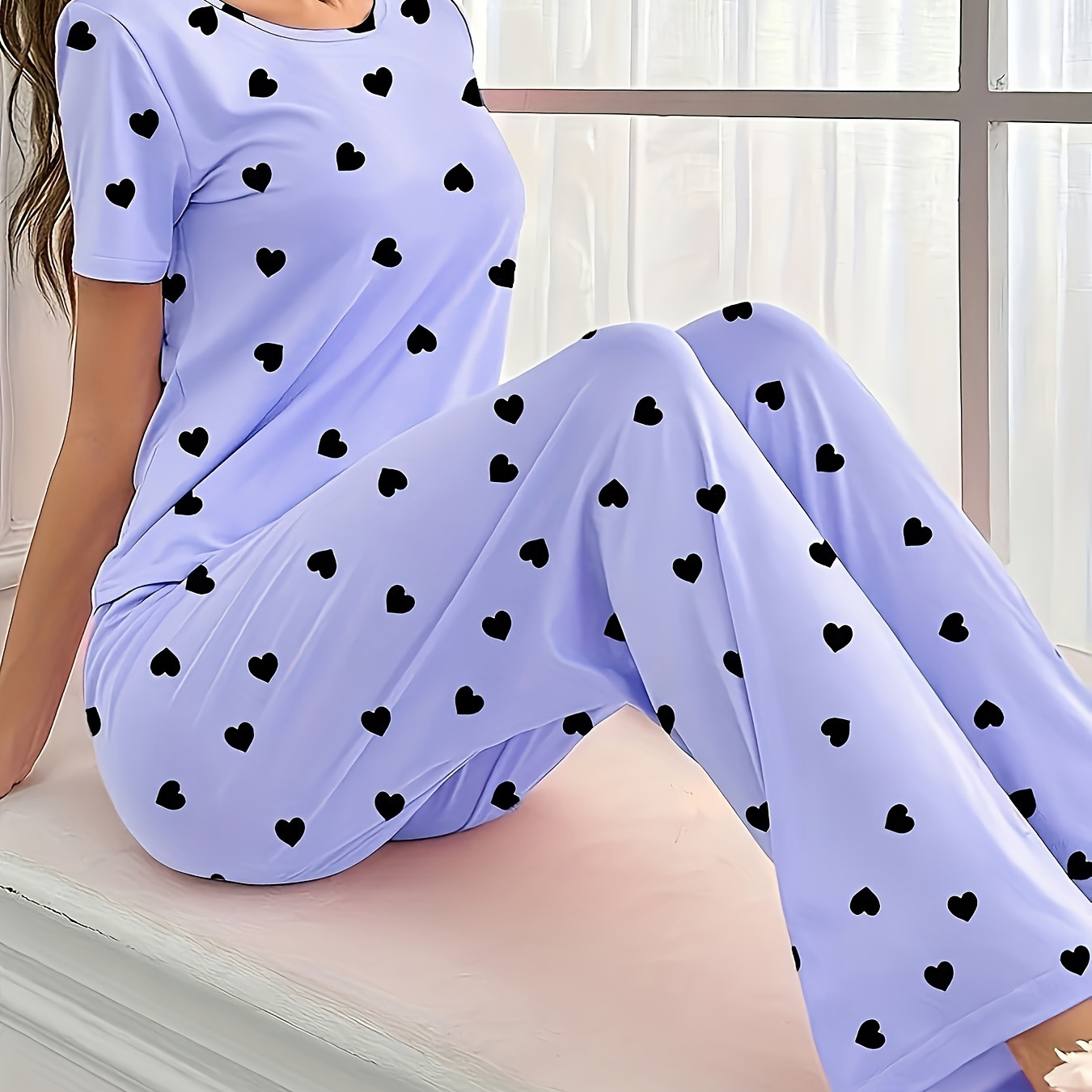 

Women's Cozy Heart Print Pajama Set - Short Sleeve & Waistband, Soft Polyester , Non-transparent - All
