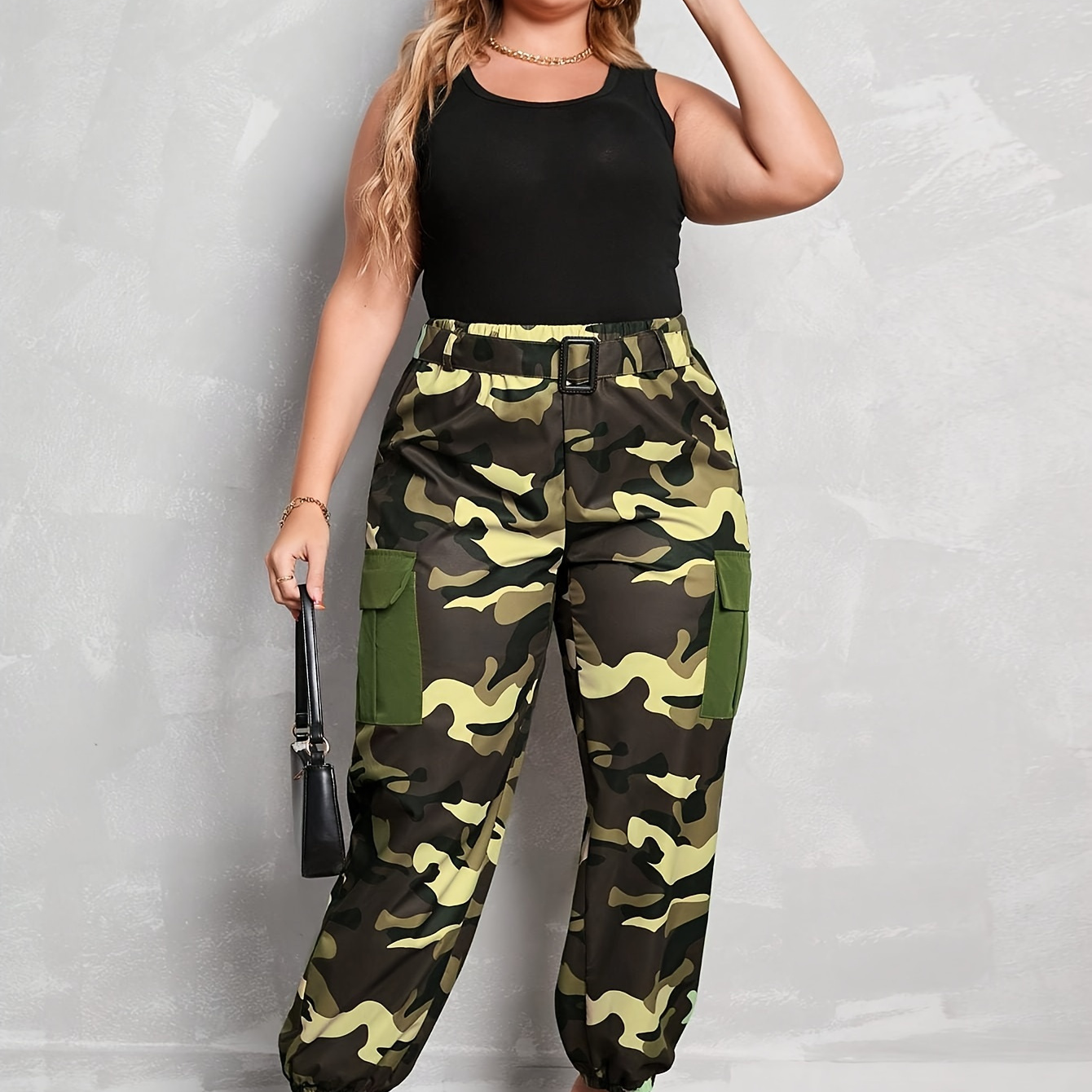 Women's plus size deals camo cargo pants