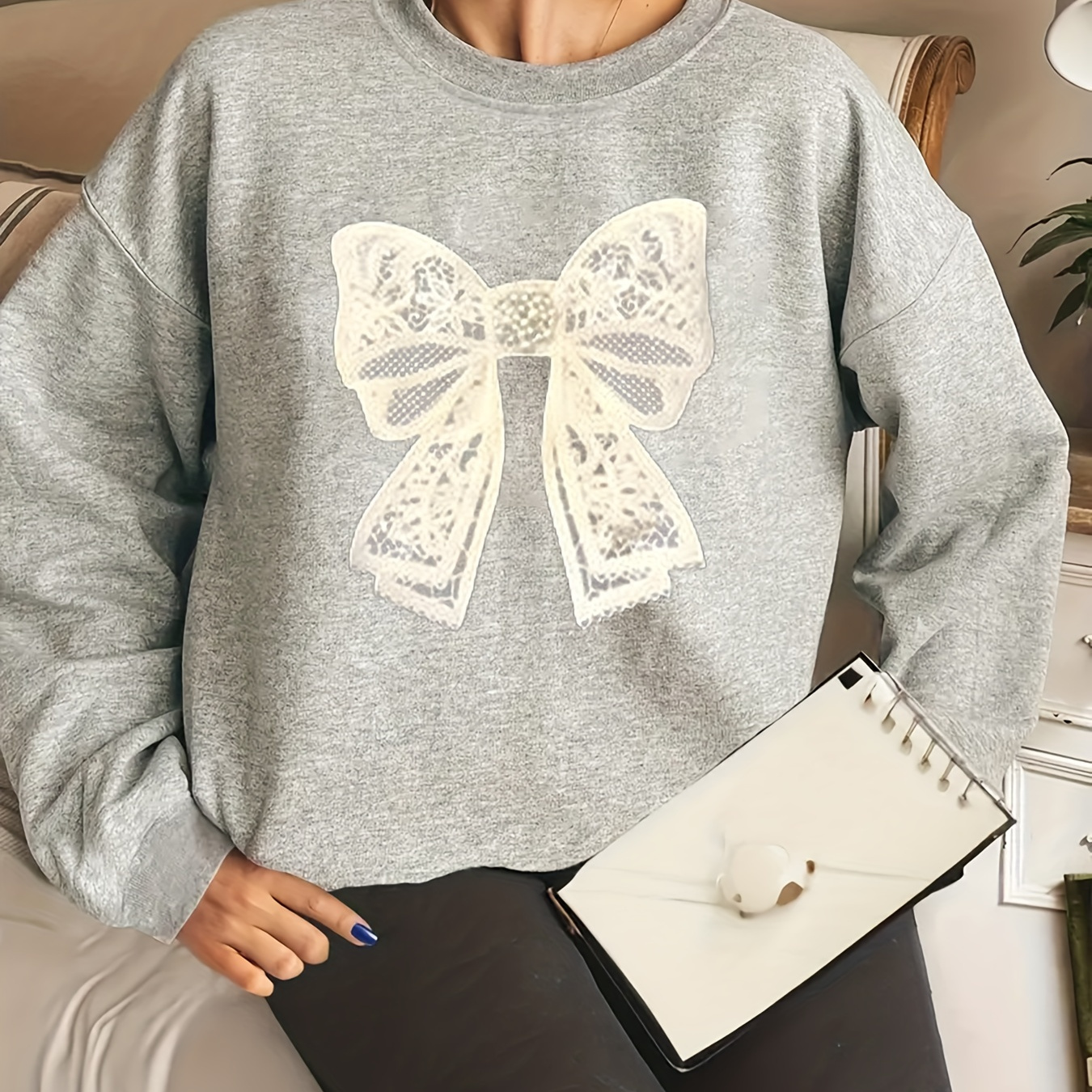 

Stylish Casualwear| Women's Cozy Gray Bow-print Sweatshirt - Casual Long Sleeve Crewneck Top, 100% Polyester, Machine Washable, Ideal For