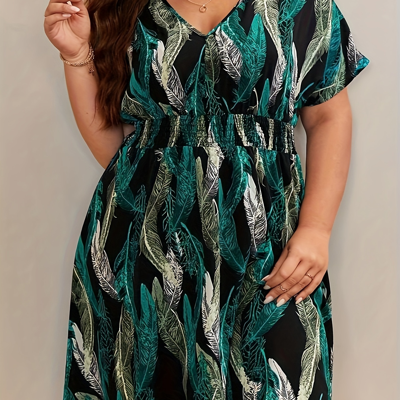

Plus Size All Over Print Dress, Casual V Neck Cinched Waist Short Sleeve Dress, Women's Plus Size Clothing