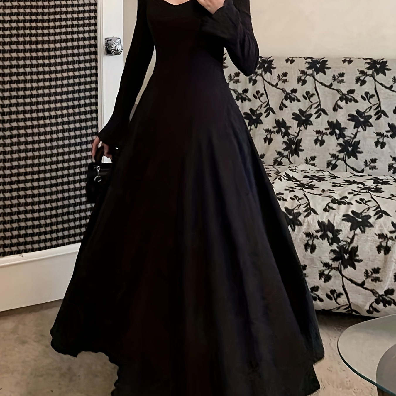 

[sophisticated Feel] Elegant French-inspired Black Textured Dress - Chic Sweetheart Neck, Long Sleeve, Flowy Maxi Design For Women | Fall/winter, Polyester & Spandex Blend, Non-sheer