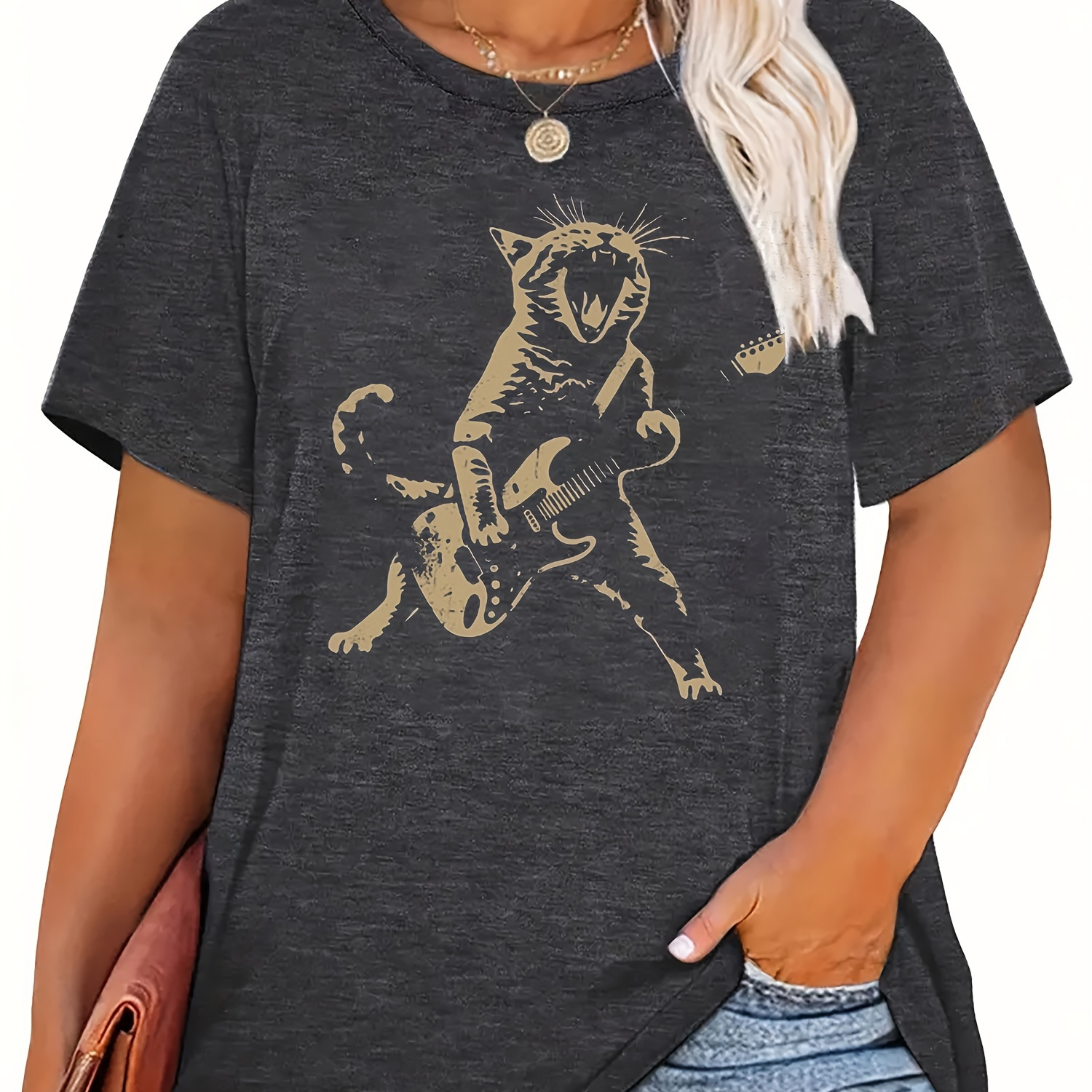 

Plus Size Cat Print T-shirt, Casual Short Sleeve Top For Spring & Summer, Women's Plus Size Clothing