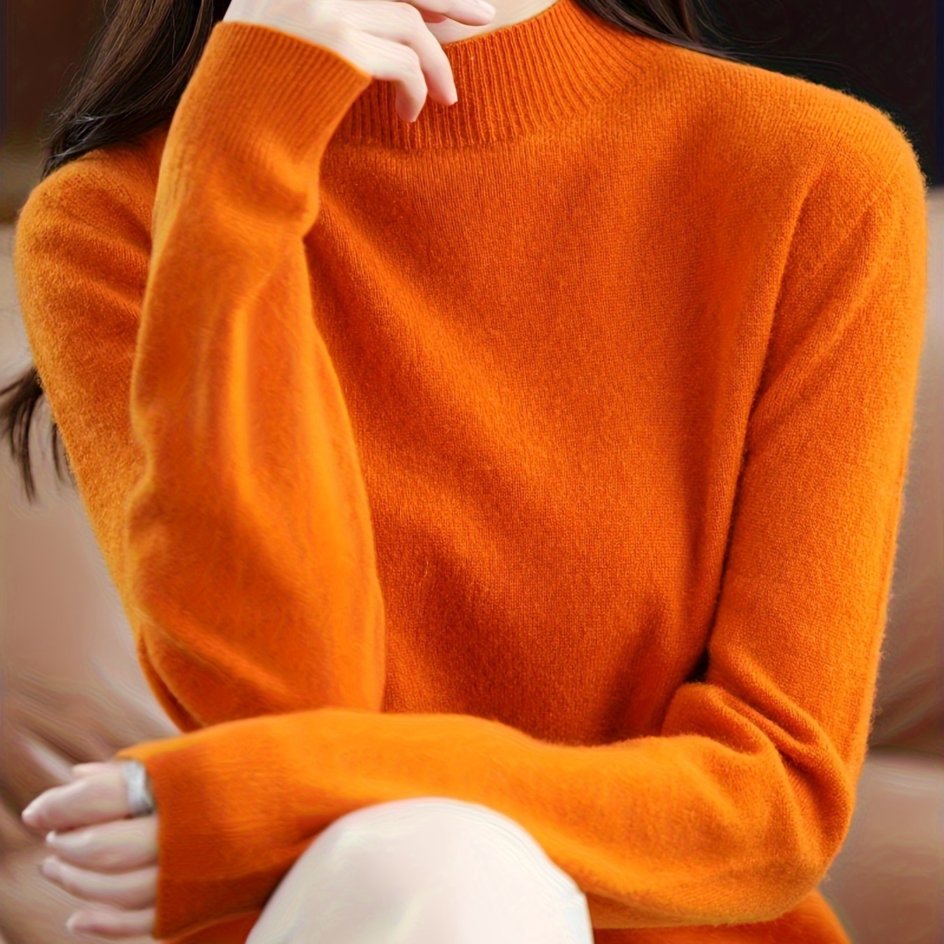 

Elegant Green Crew Neck Long Sleeve Knit Sweater For Women - Soft Polyester , Fashionable Ribbed Detail, Fall/winter, Hand Or Only