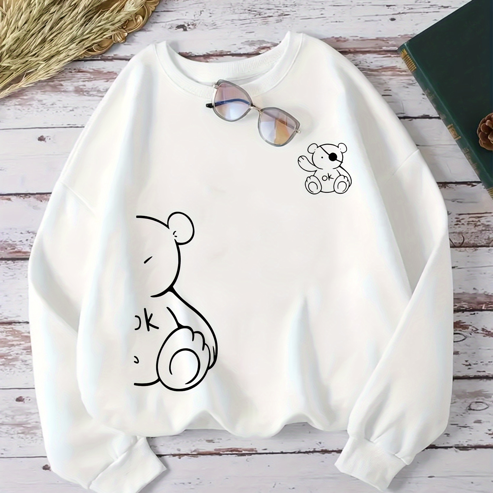 

Bear Sweatshirt For - Neckline, Fall/