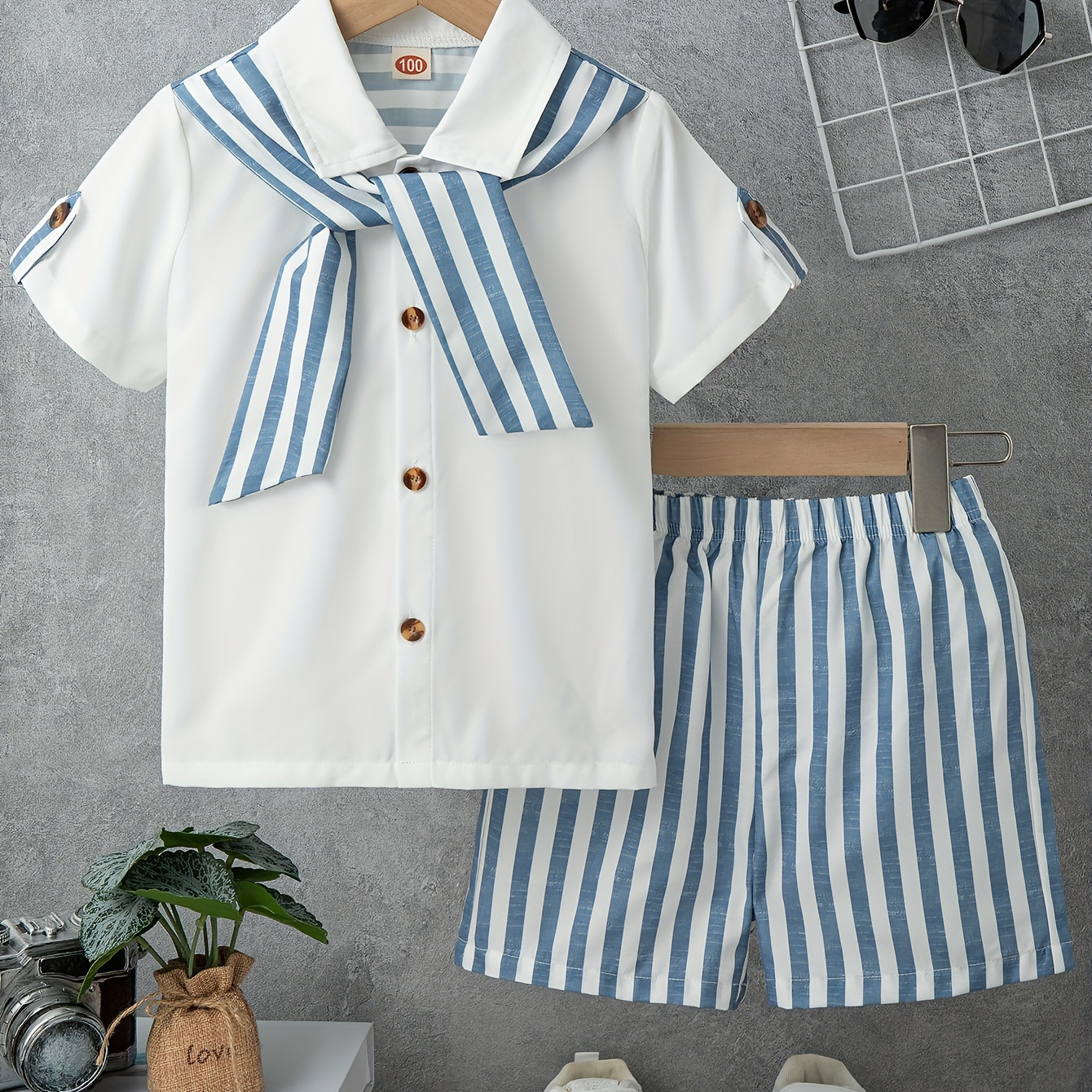 

2pcs Boys Casual Stripe Cape & Patchwork 2-in-1 Short Sleeve Shirt And Shorts Set, College Style