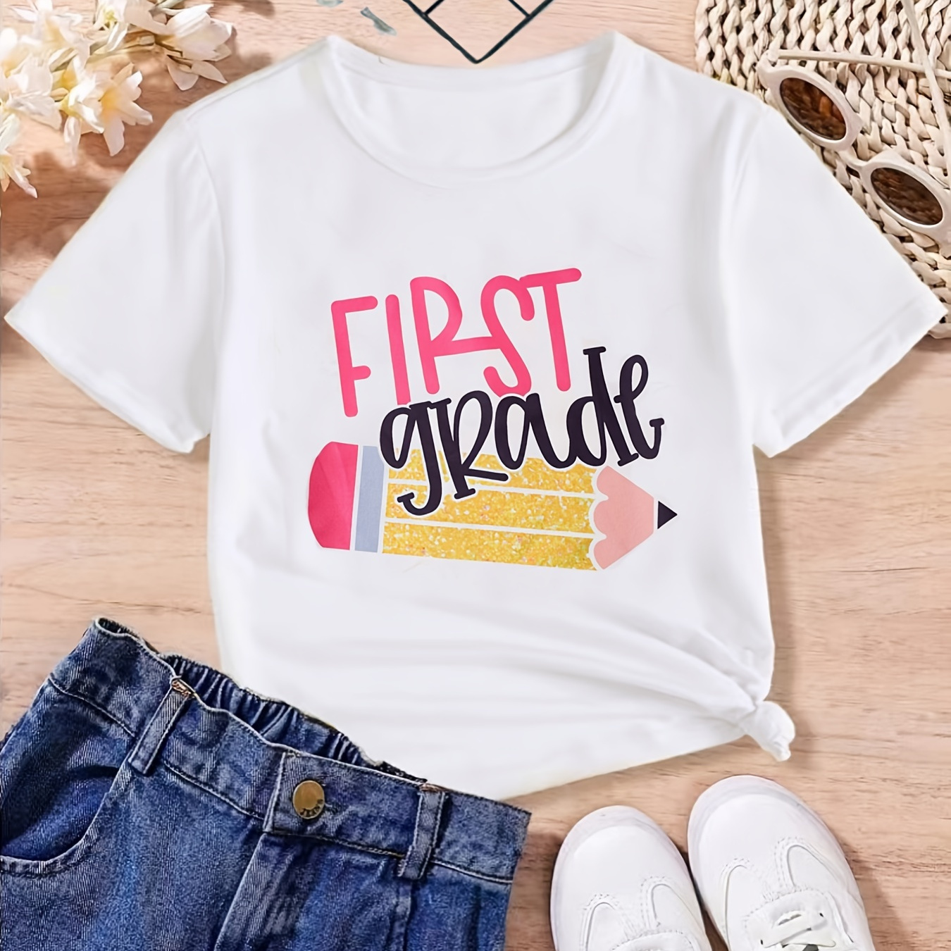 

''first Grade'' Cartoon Pencil Print Girls' Short Sleeve T-shirt Top For Back School Season Outfit, Spring, Summer And Autumn