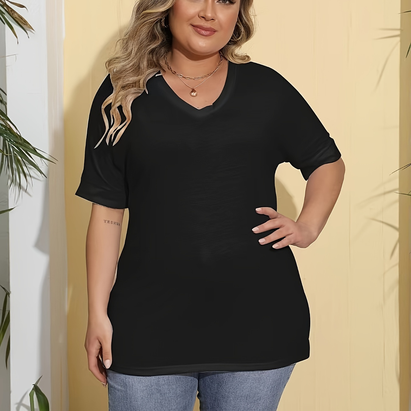 

Plus Size V Neck Short Sleeve Solid T-shirt, Women's Plus Slight Stretch Casual Tee