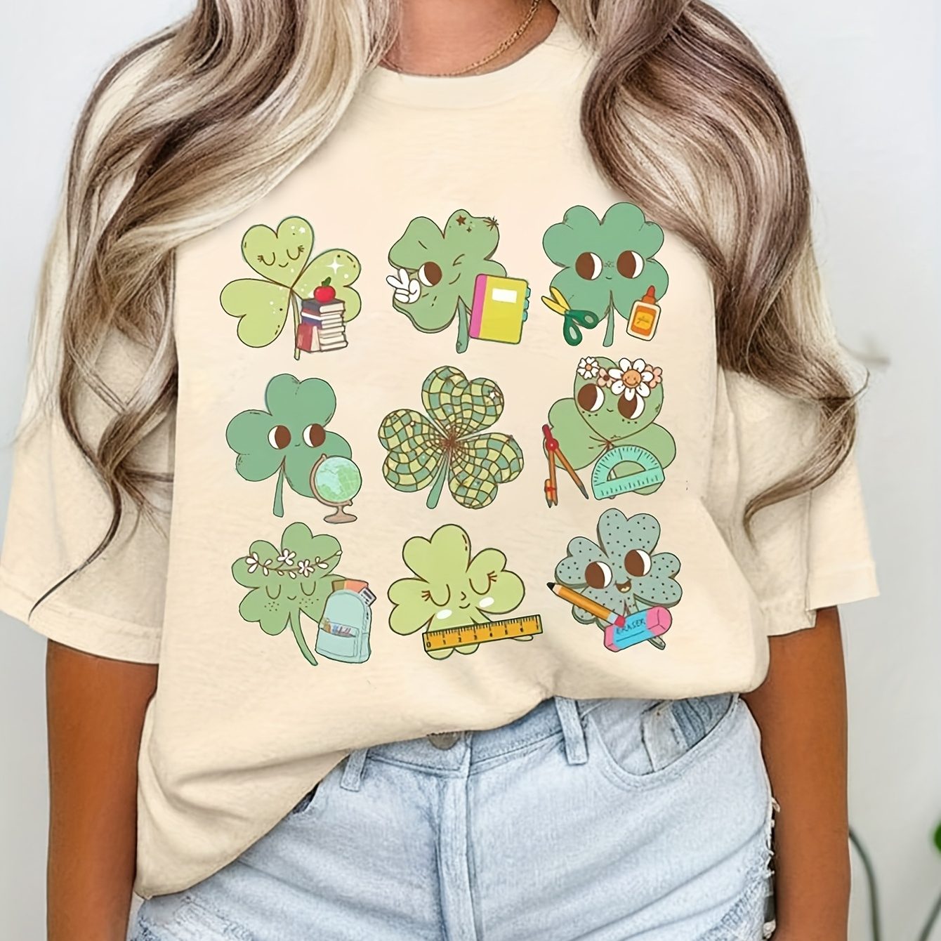 

Women's Elegant Crew Neck T-shirt, 's Day Clover & Charms Print, Casual Short Sleeve Top, 95% Polyester 5% Spandex, Knit Fabric, All Season Fashion Tee