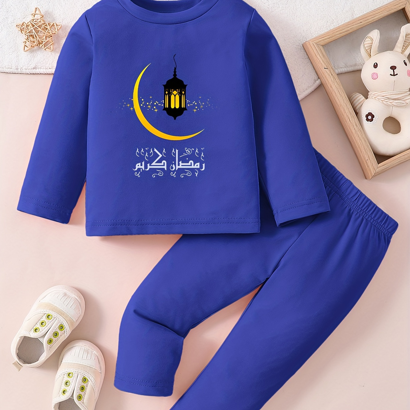

2pcs Ramadan Kareem Lantern & Moon Print Casual Outfit For Infants & Toddler Kids, Long Sleeve T-shirt & Pants Set, Baby Girl's Clothes, Ramadan