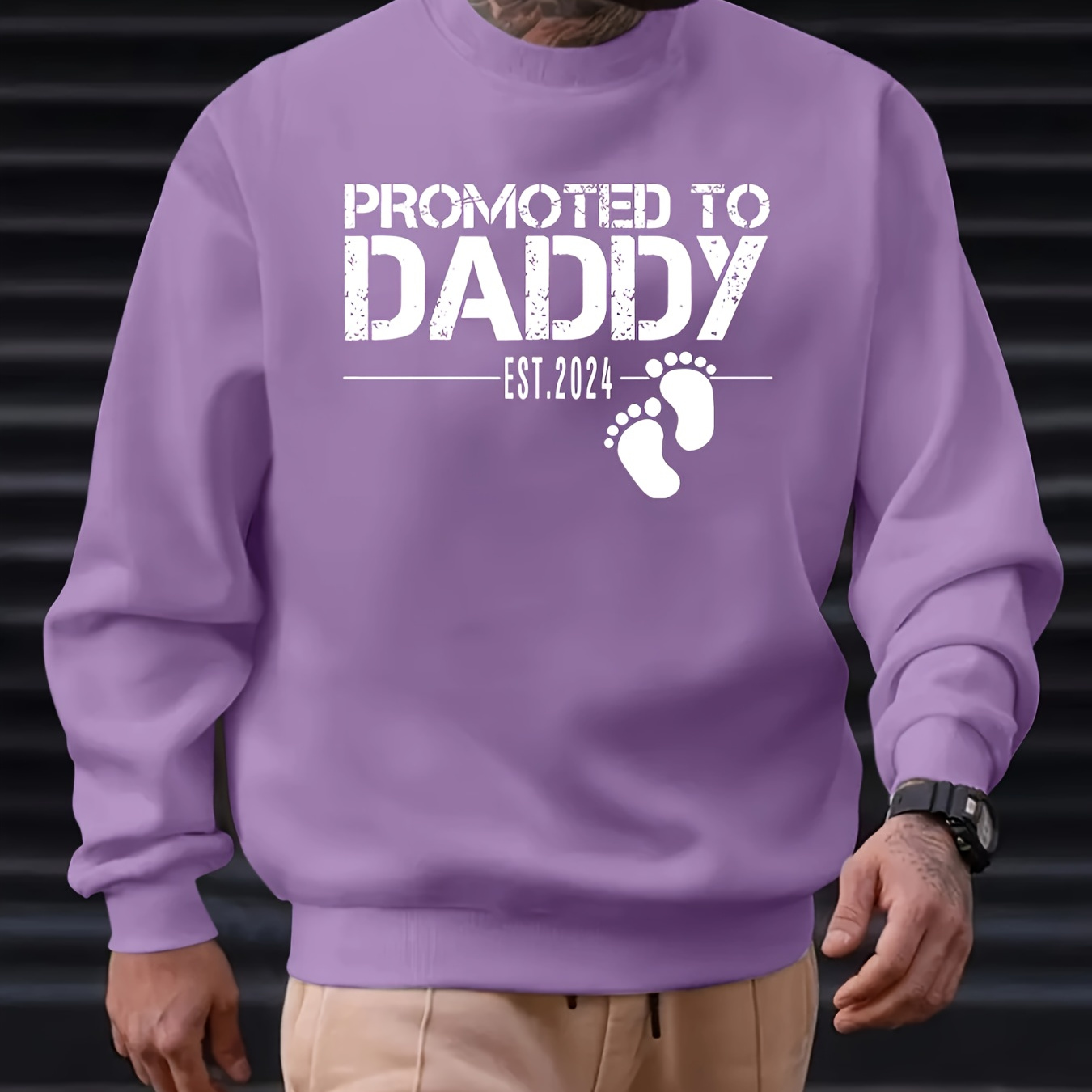 

Daddy Print Fashionable Men's Casual Long Sleeve Crew Neck Pullover Sweatshirt, Suitable For Outdoor Sports, For Autumn Spring, Can Be Paired With Necklace, As Gifts