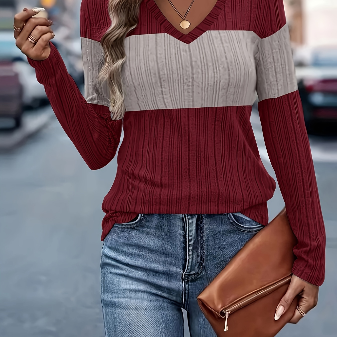 

Women's V-neck Long Sleeve T-shirt, Casual Polyester Knit Top, Solid , Regular Fit For Fall/winter