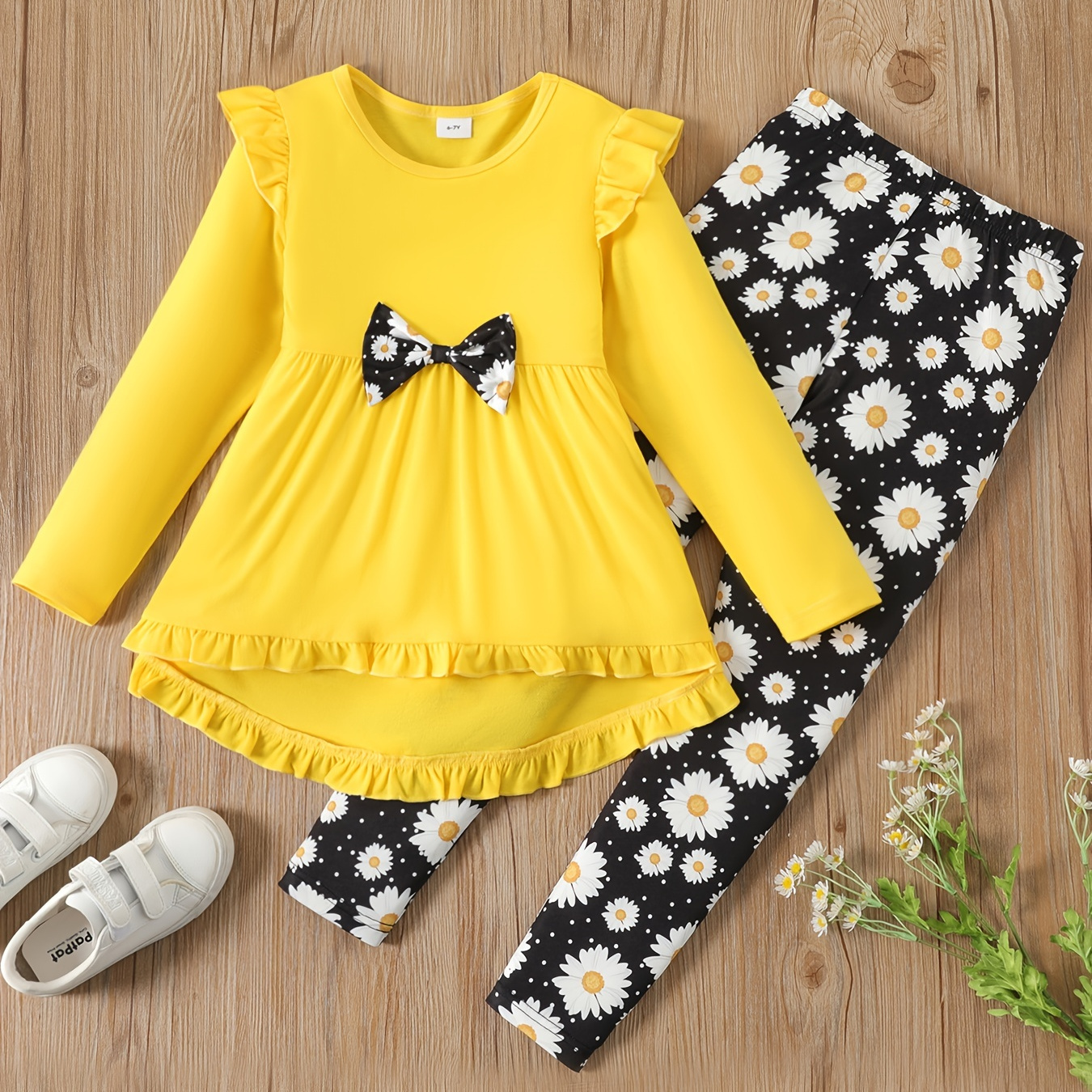 

Patpat 2pcs Kid Girl Cute Bowknot Design Curved Hem High Low Long Flying-sleeve Tee And Floral Print Leggings Set For Spring & Autumn/fall