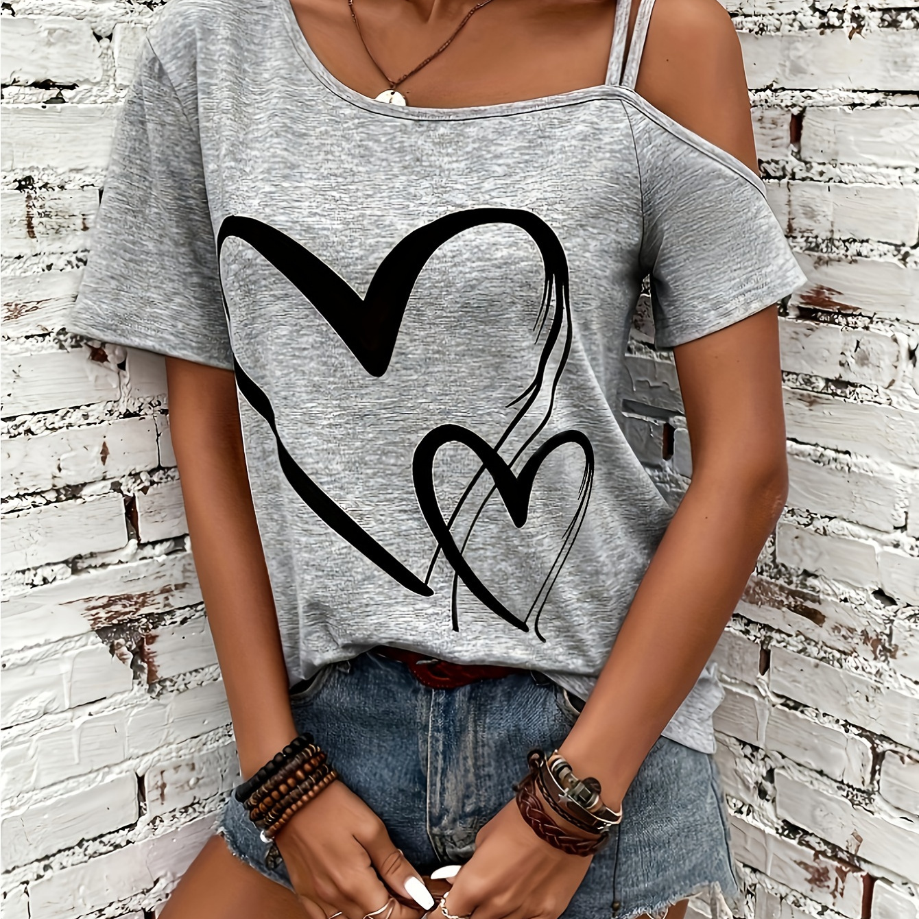 

-shaped T-shirt Cut Asymmetrical Neck T-shirt Short