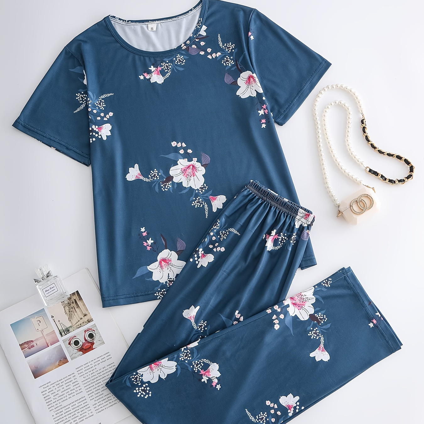 

Women's Floral Print Casual Lounge Set, Short Sleeve Round Neck Top & Pants, Comfortable Relaxed Fit