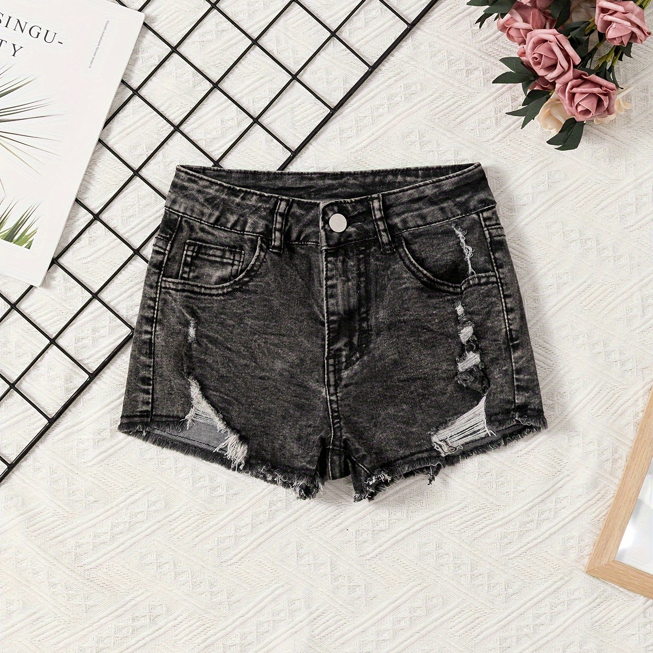 

Slim Raw Hem Ripped Denim Shorts For Girls Summer Gift Party