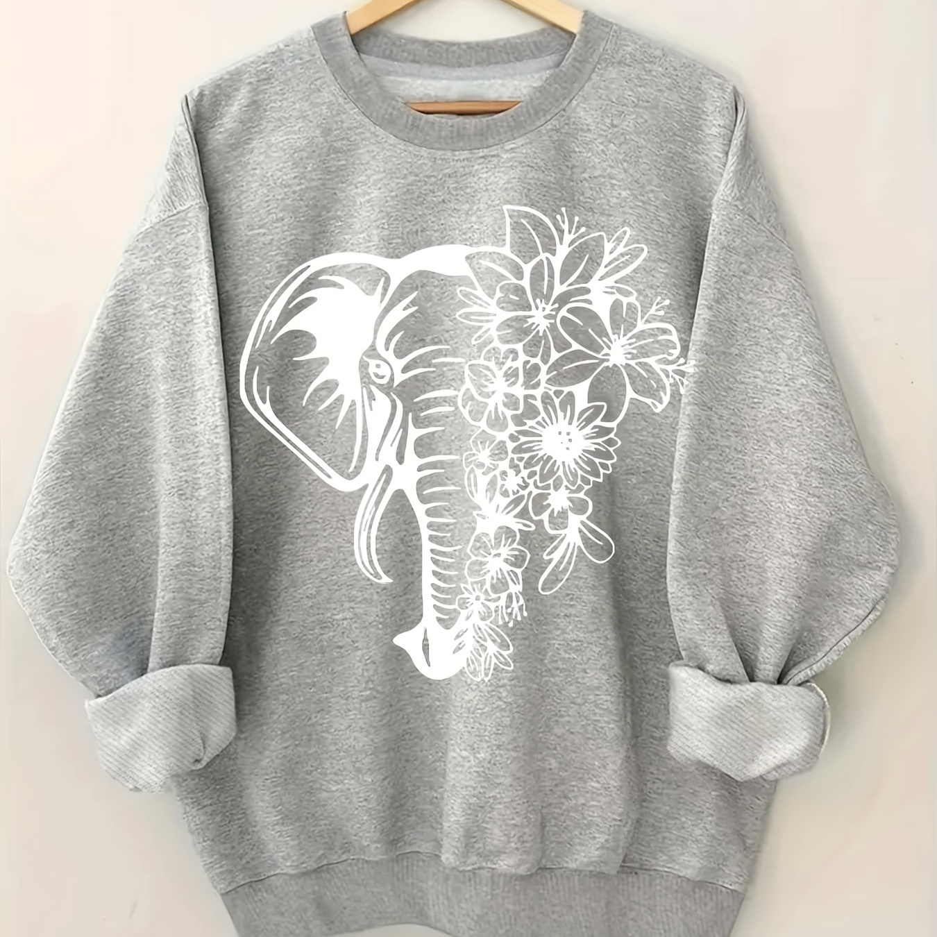 

Festive Elephant And Flower Sweatshirt - Women's Plus Size Hoodie - Polyester, Casual, Round Neck, Microfiber, Cartoon, Fall/winter, No Detail, Pullover, Knit